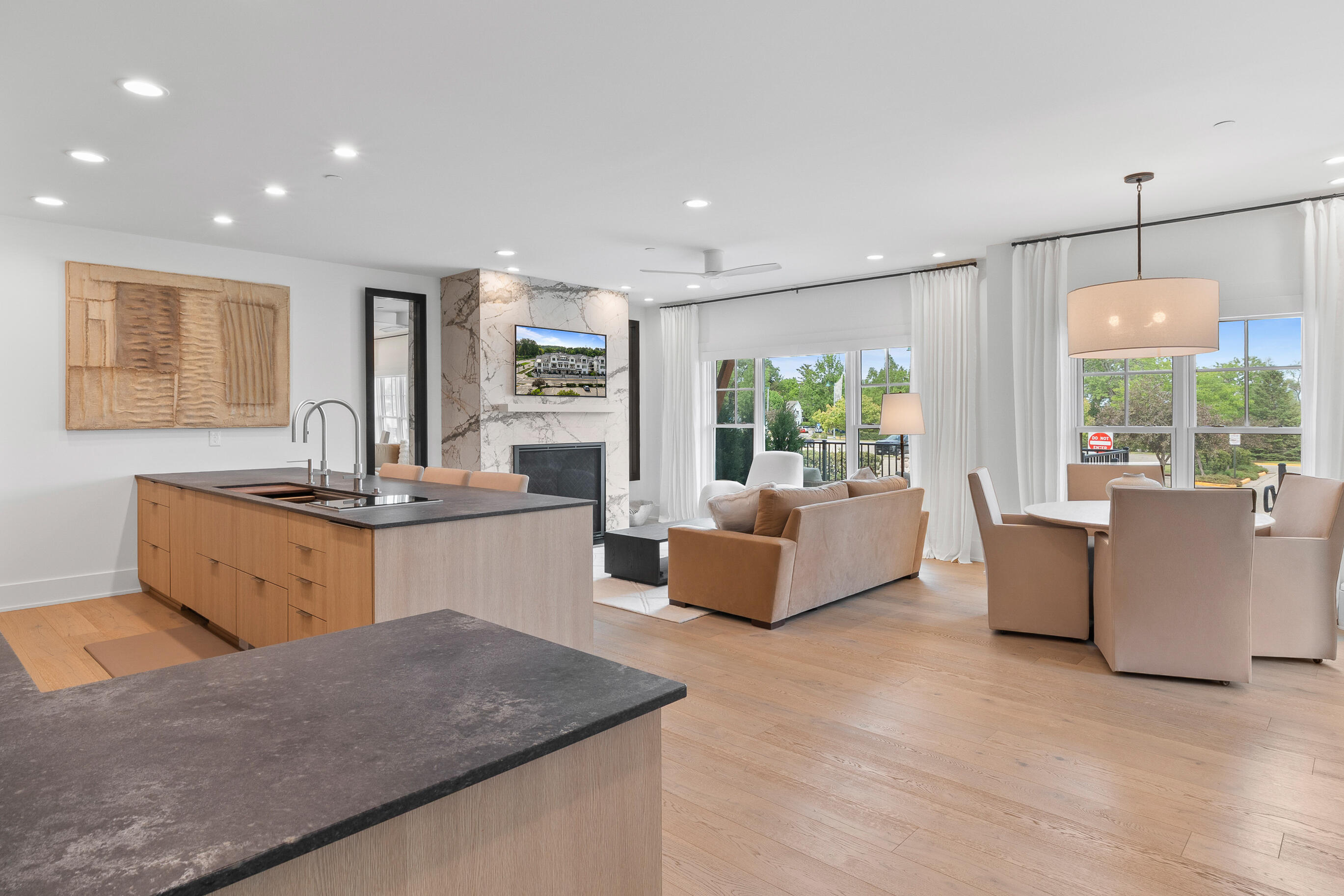 278 High St Unit: 9