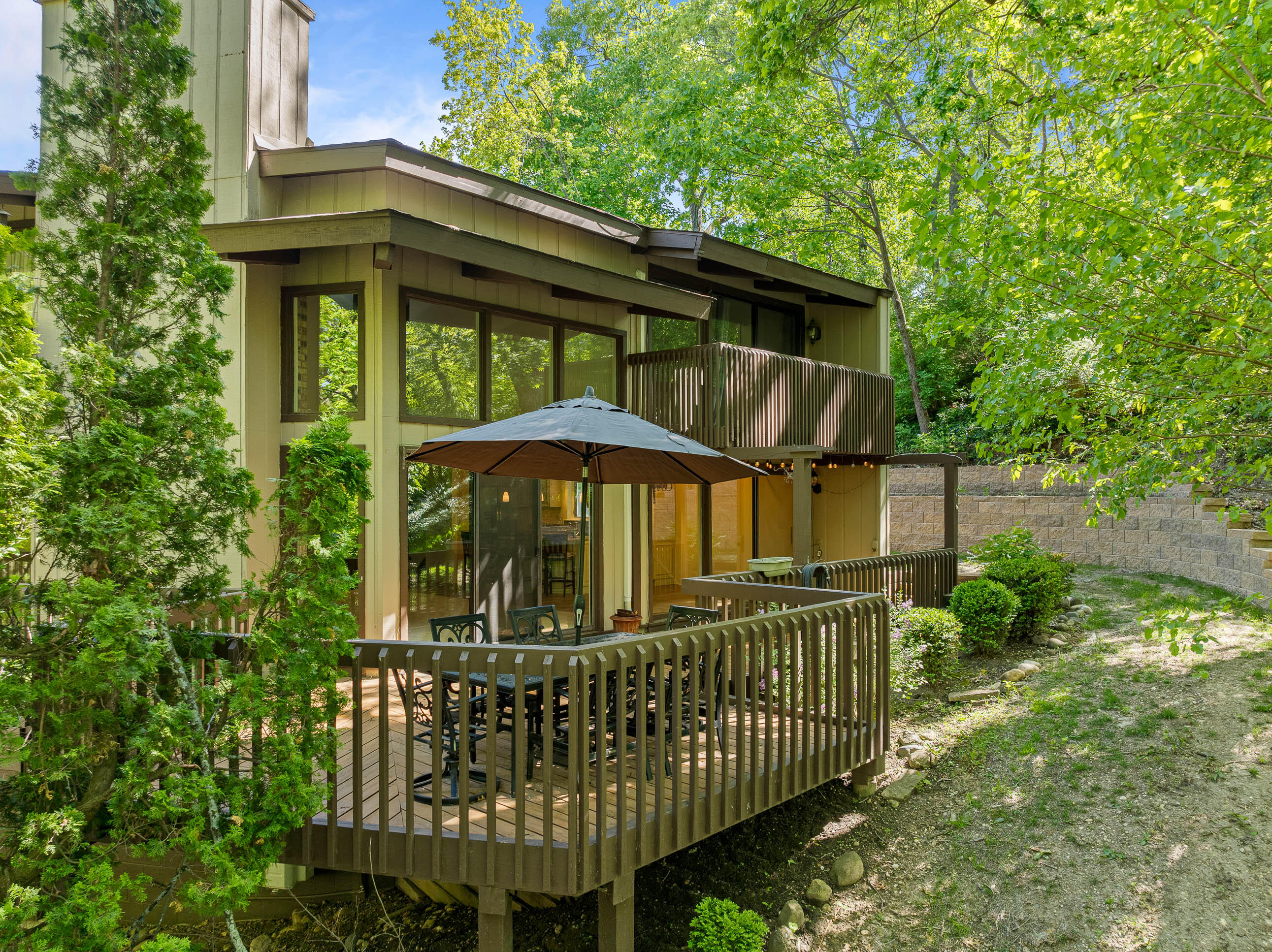 840 Woodland Ct Unit: EE-1