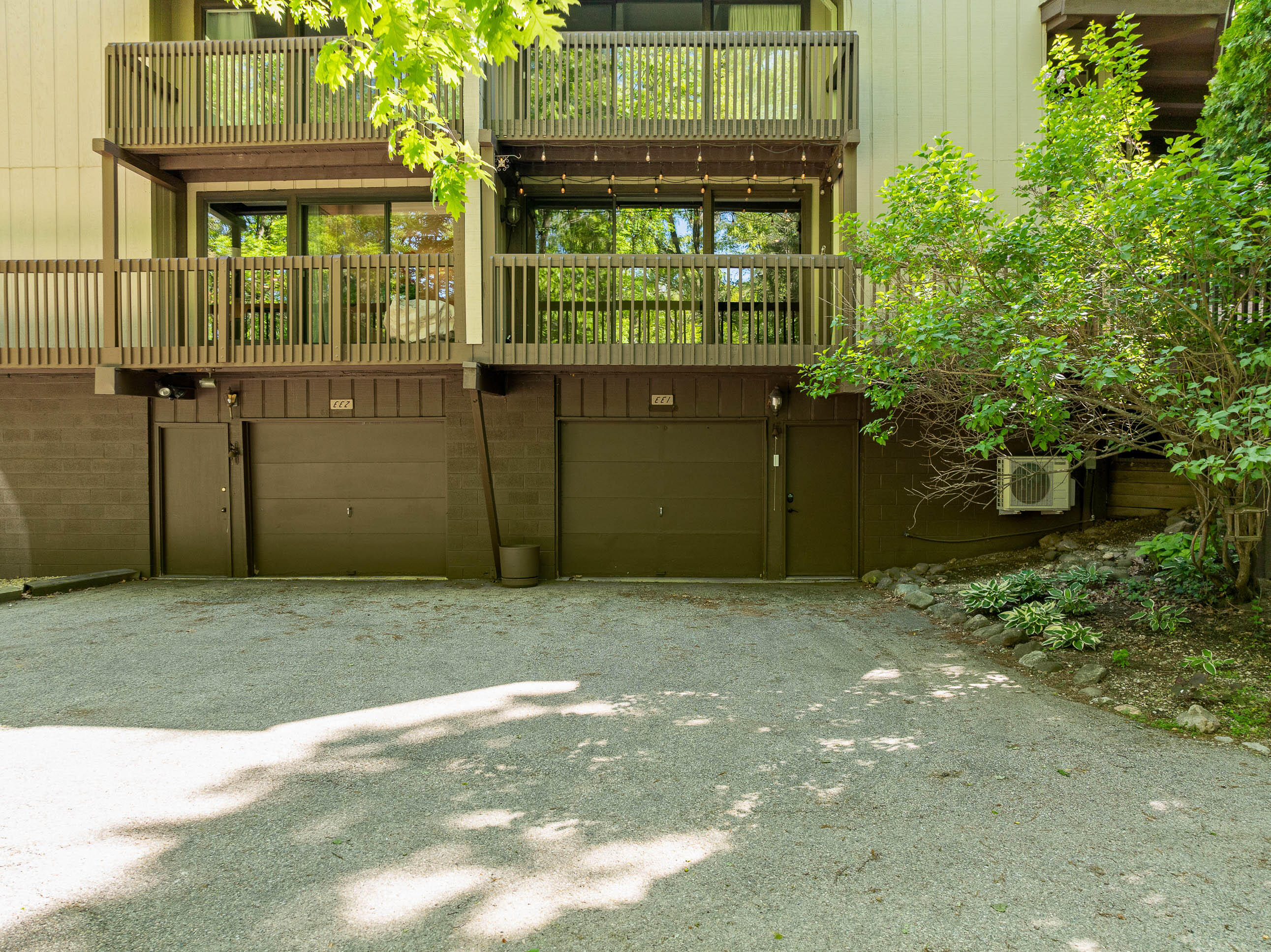 840 Woodland Ct Unit: EE-1