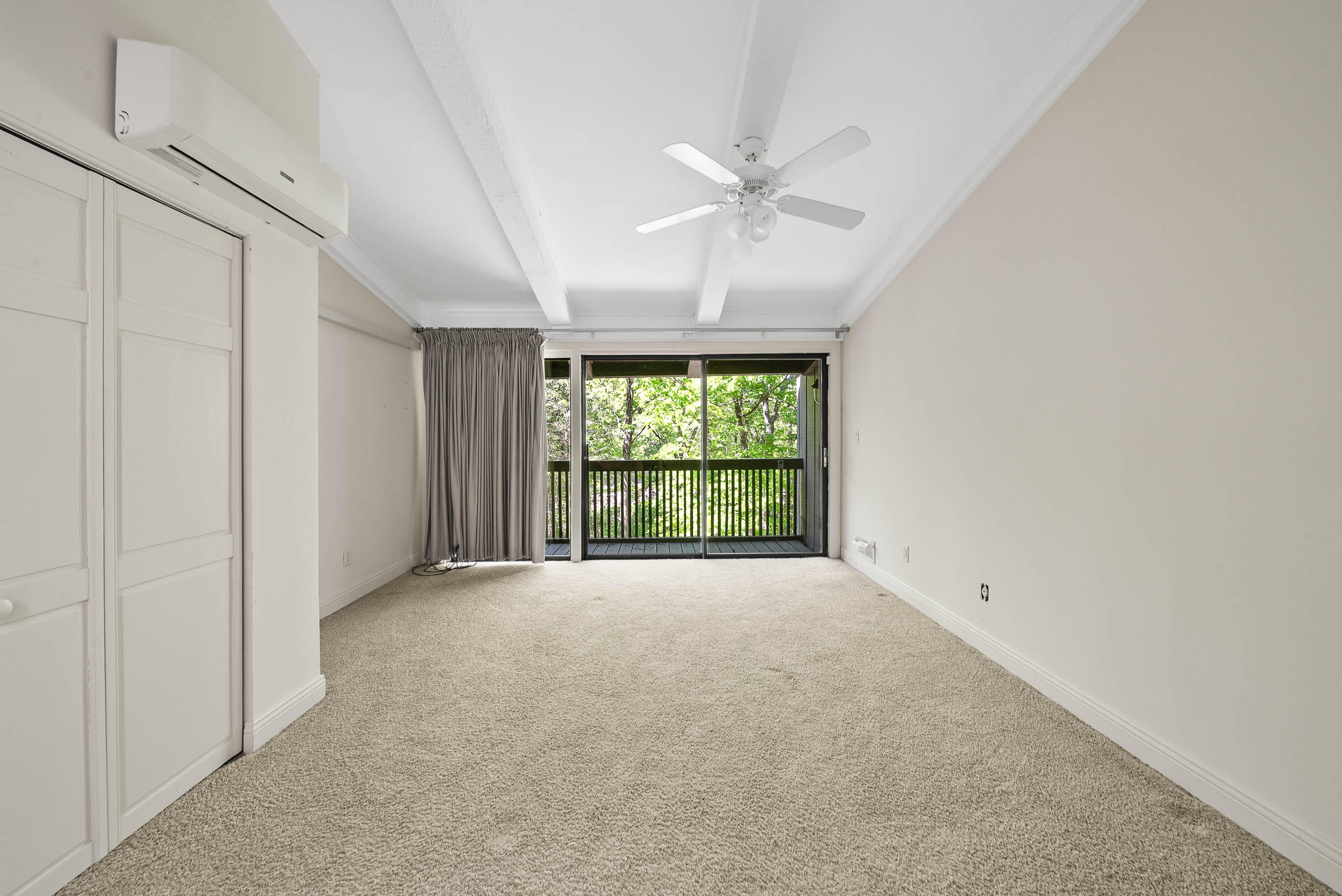 840 Woodland Ct Unit: EE-1