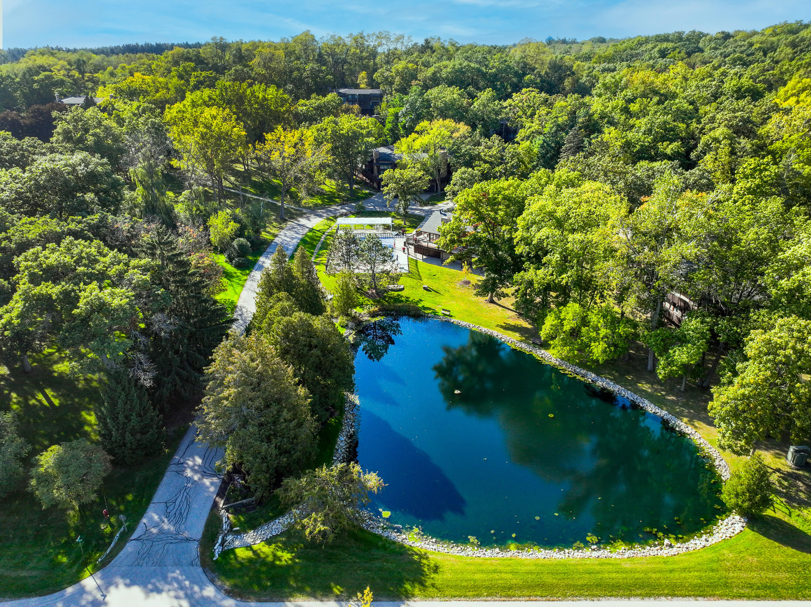 840 Woodland Ct Unit: EE-1