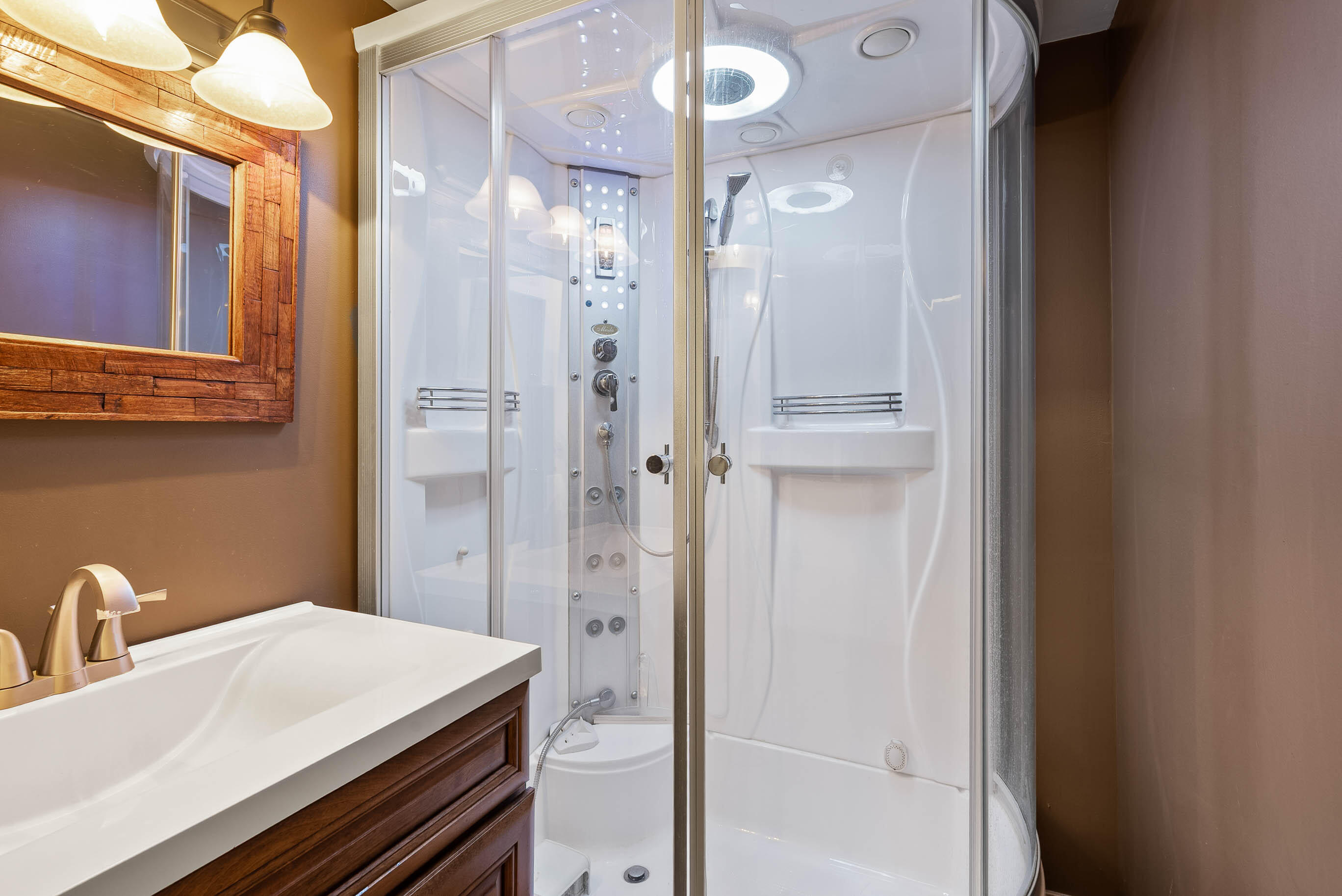 840 Woodland Ct Unit: EE-1