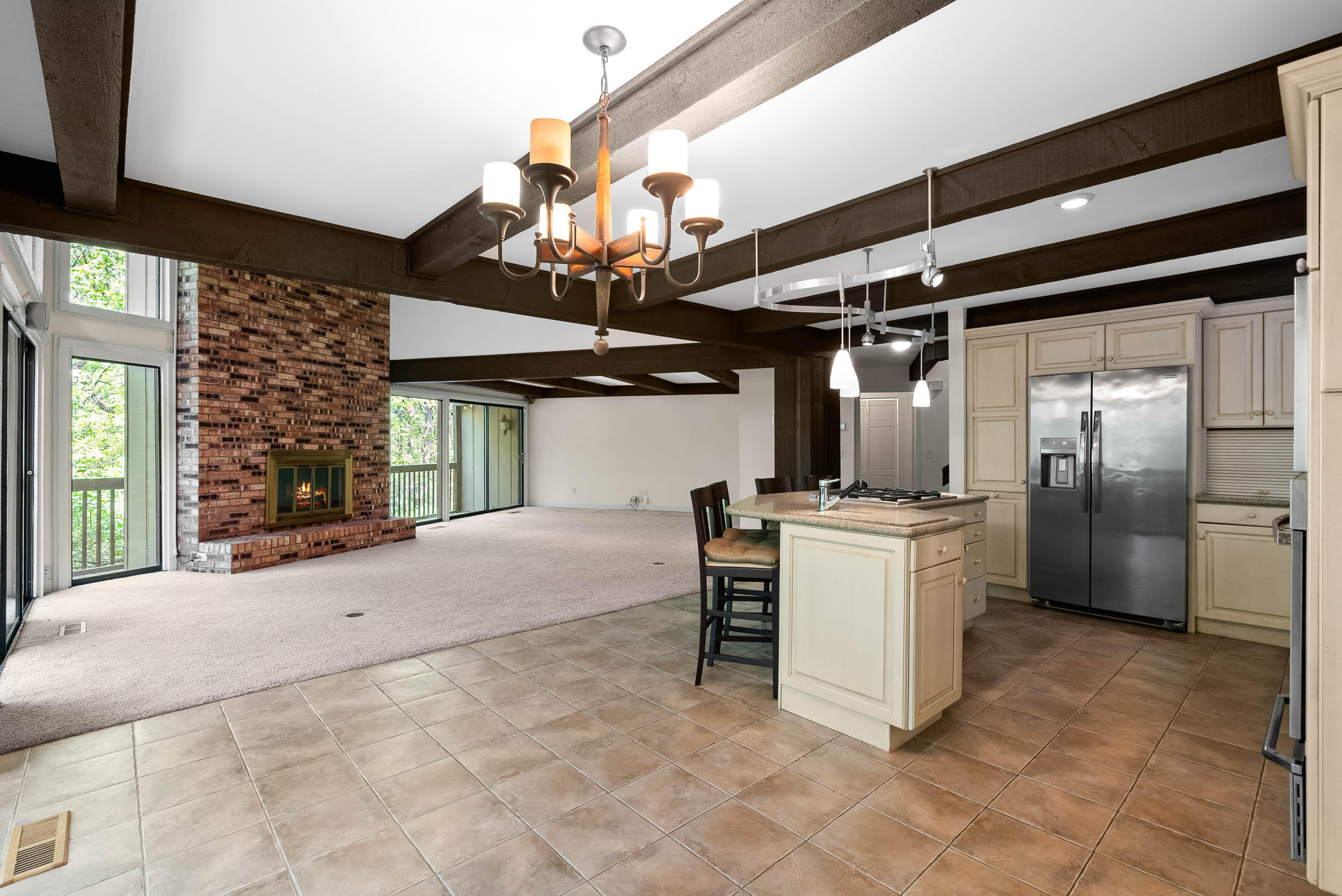 840 Woodland Ct Unit: EE-1
