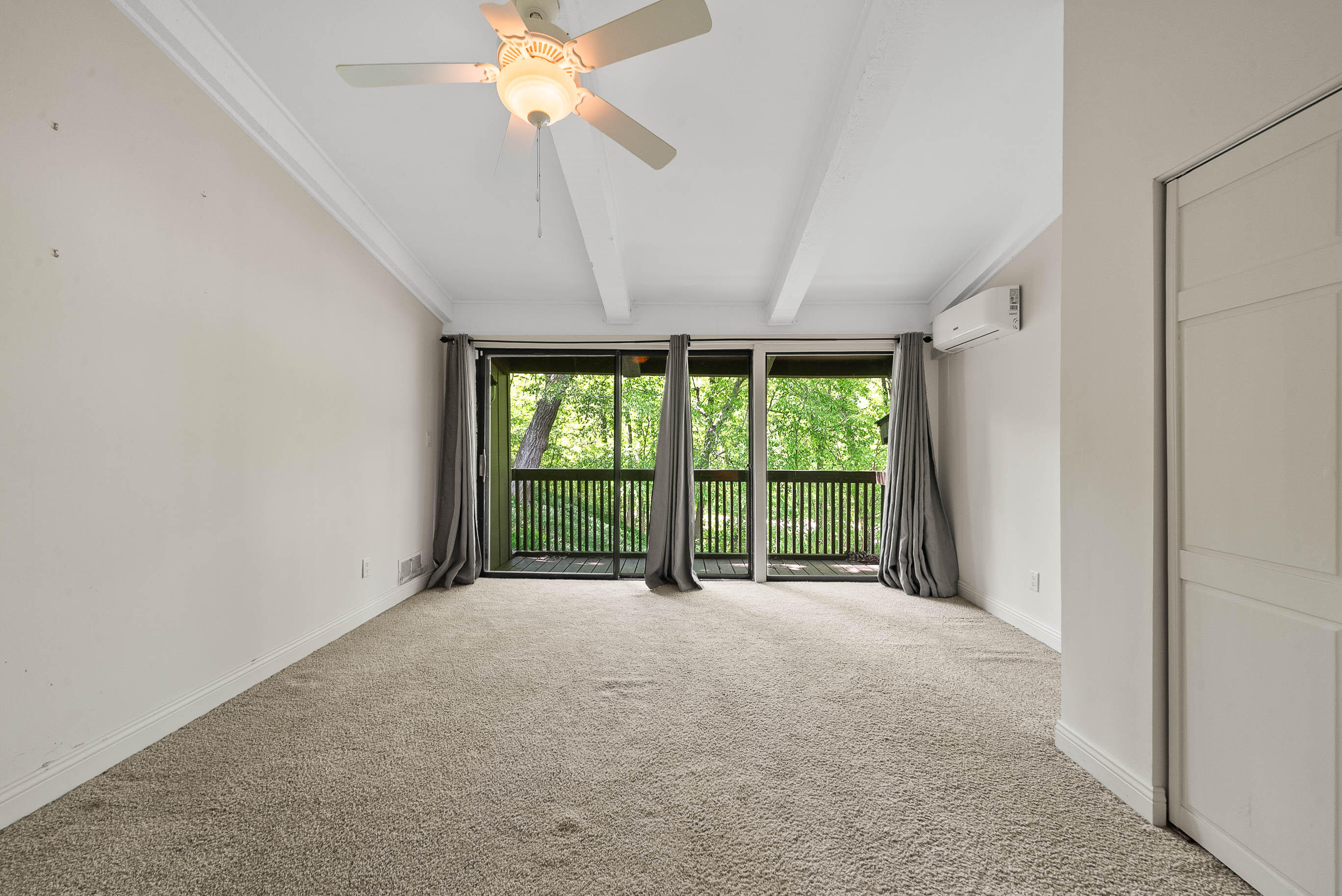 840 Woodland Ct Unit: EE-1
