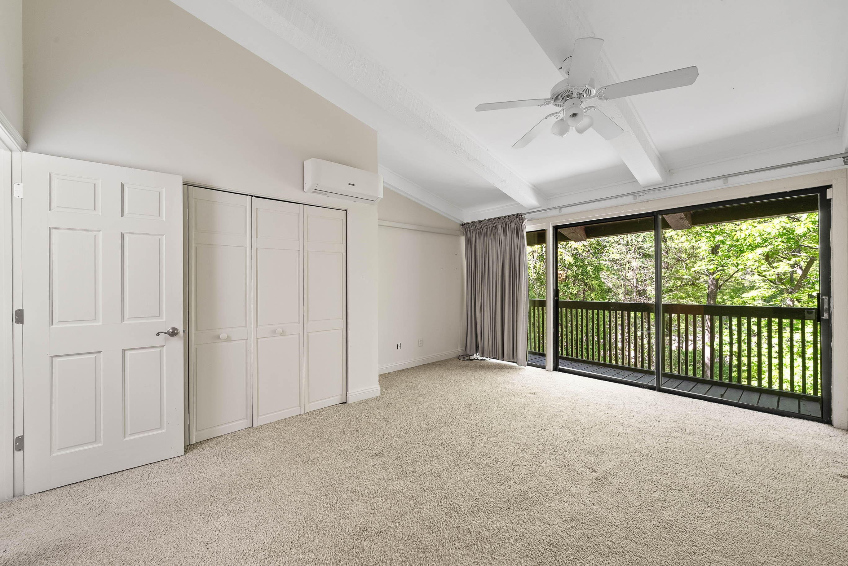 840 Woodland Ct Unit: EE-1