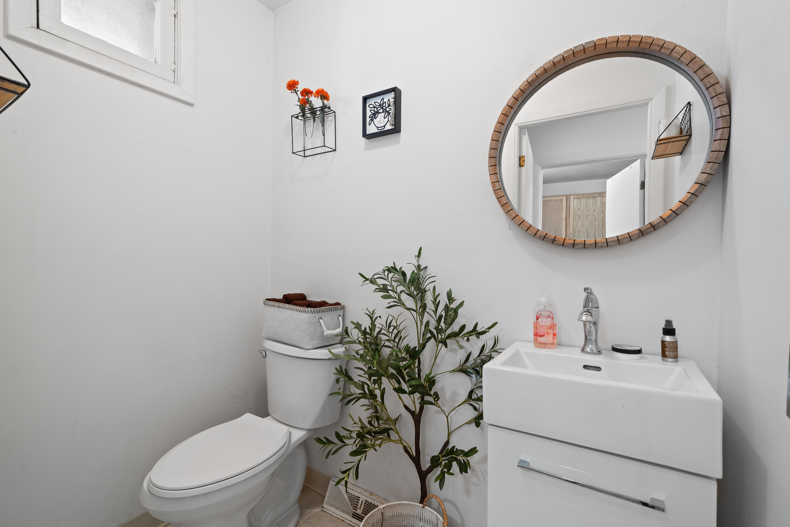 104 & 106 Kenosha St