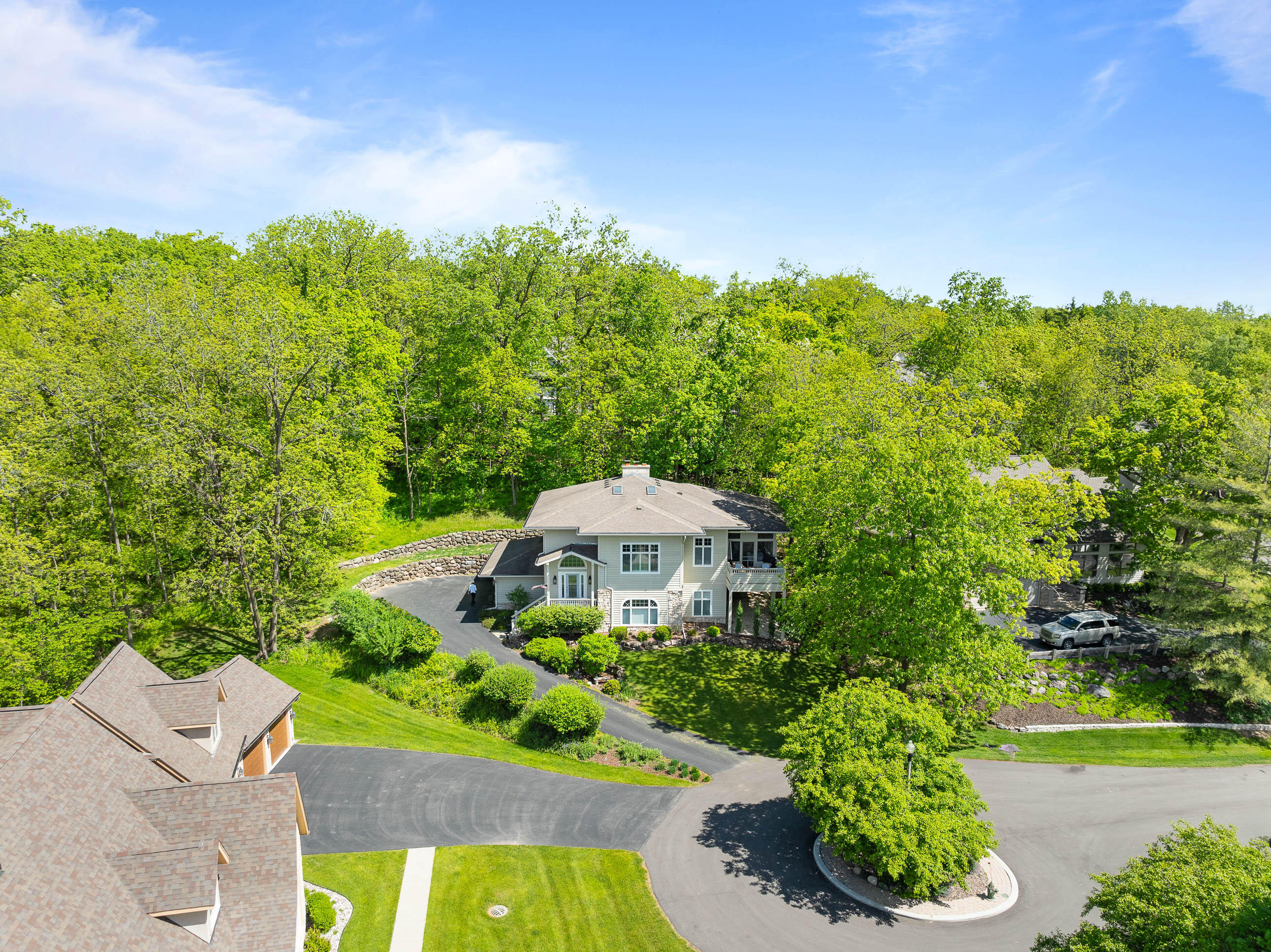 1066 Edinborough Ct