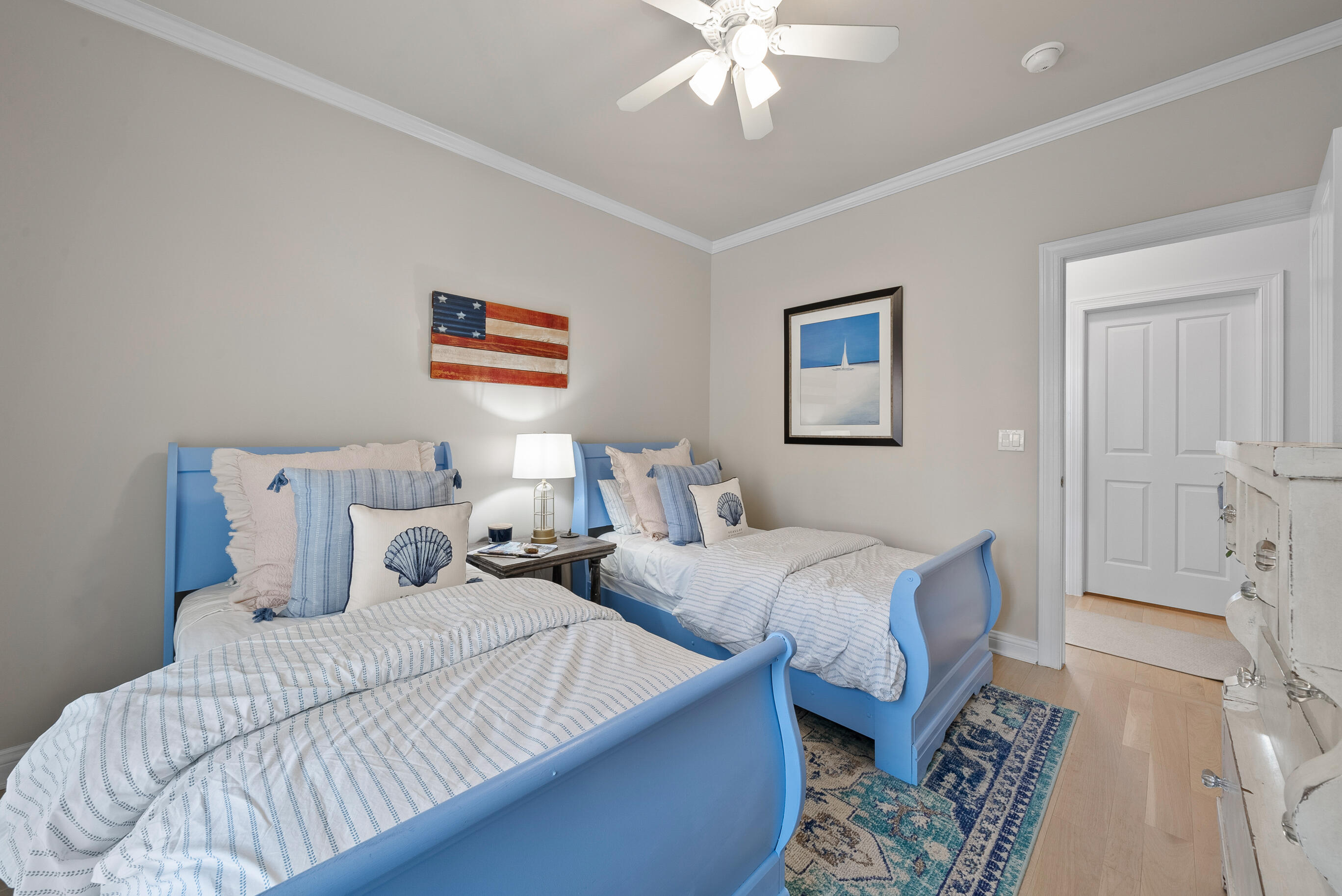 1066 Edinborough Ct