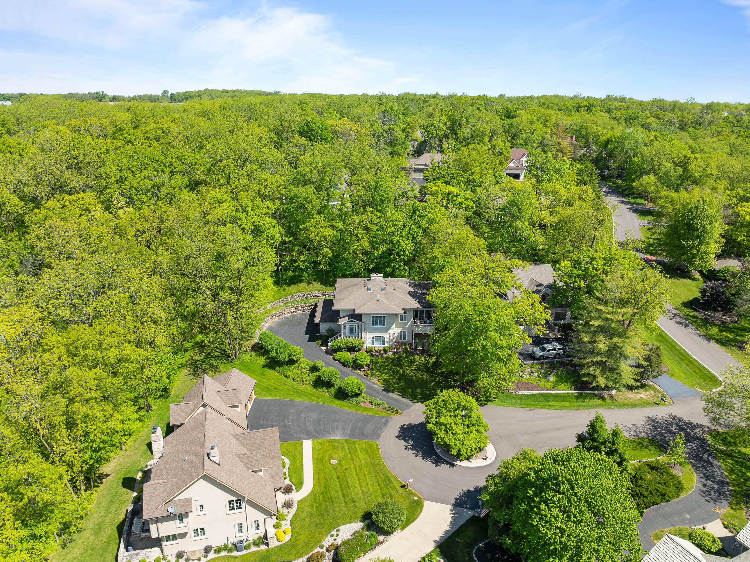 1066 Edinborough Ct
