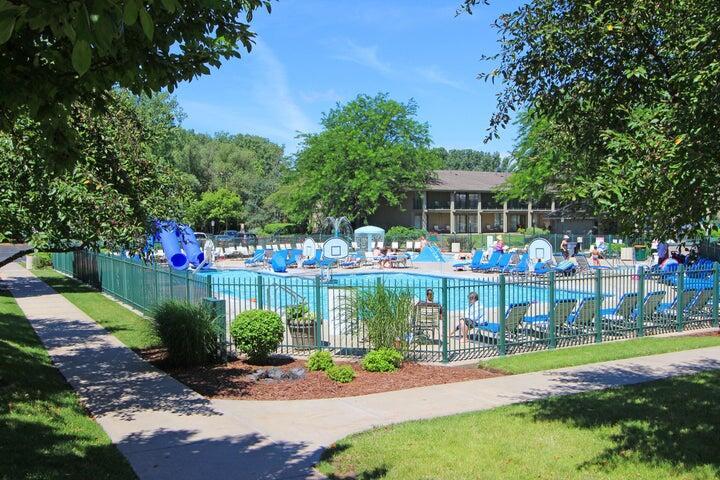 269 Fontana Blvd Unit: 1418