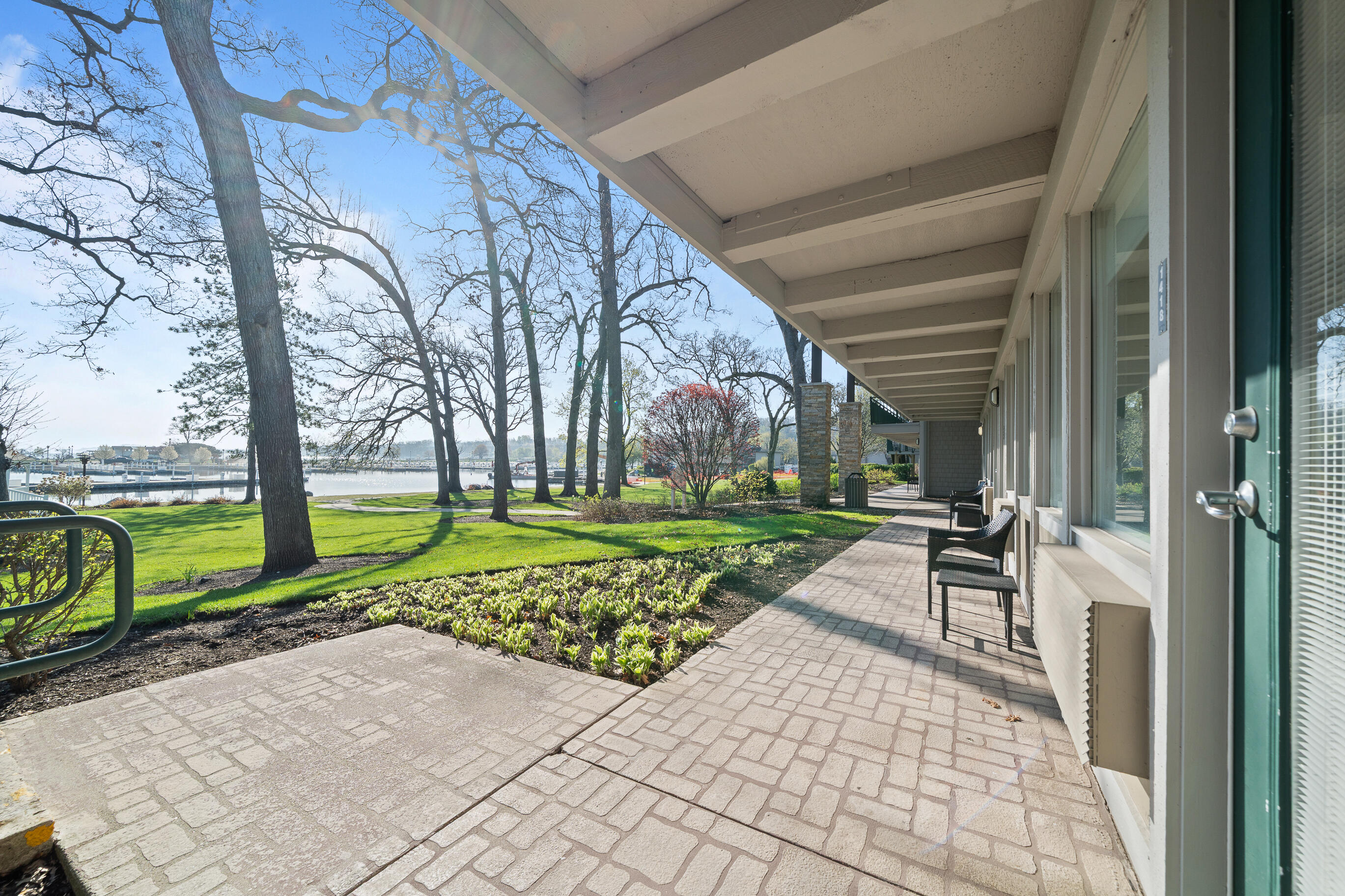 269 Fontana Blvd Unit: 1418