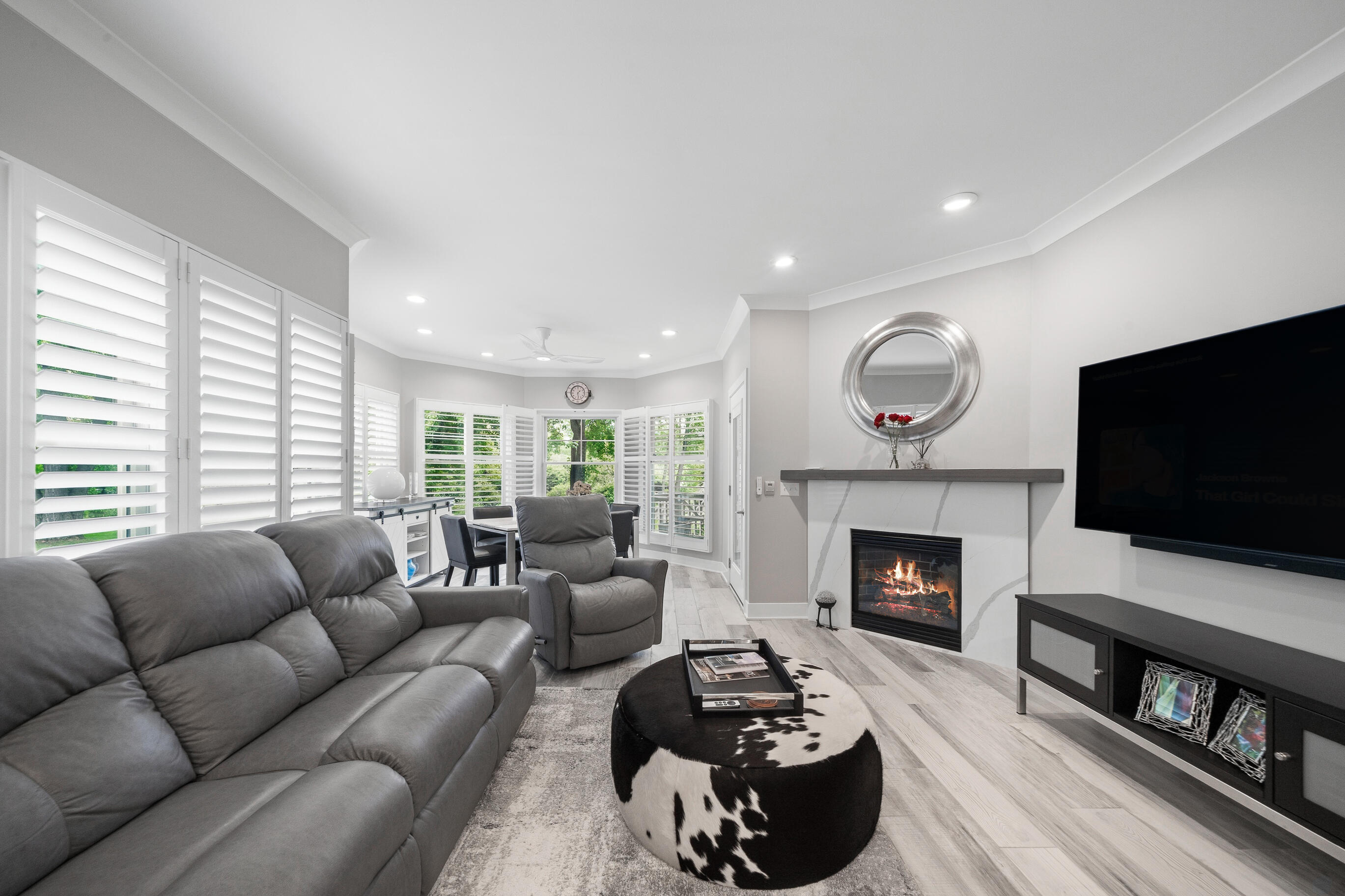 401 Abbey Ridge Ct