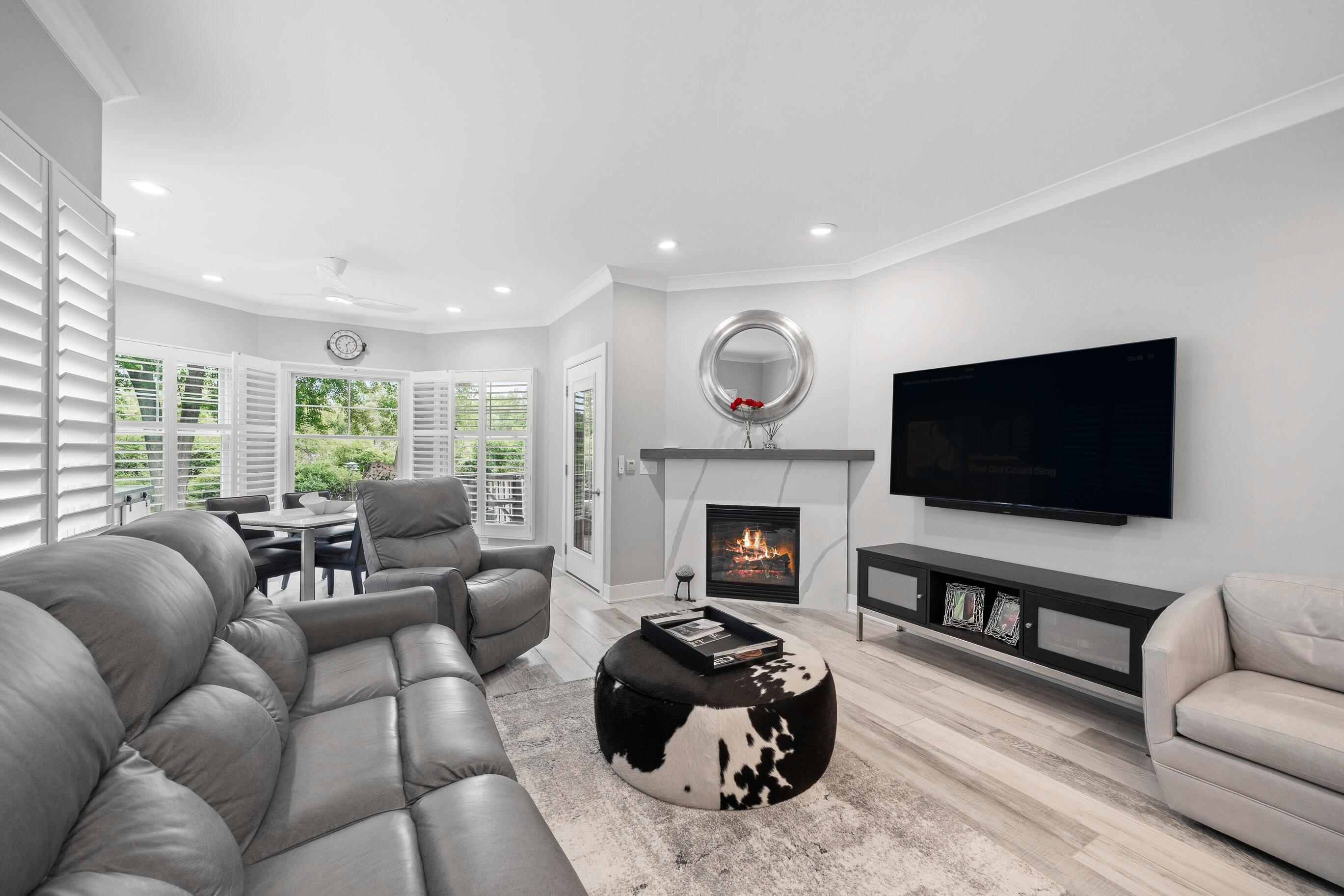 401 Abbey Ridge Ct