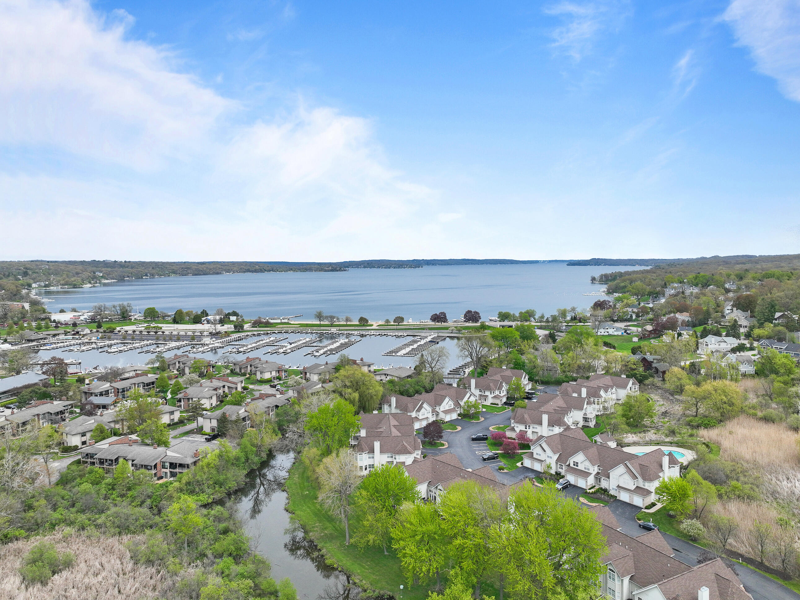 401 Abbey Ridge Ct