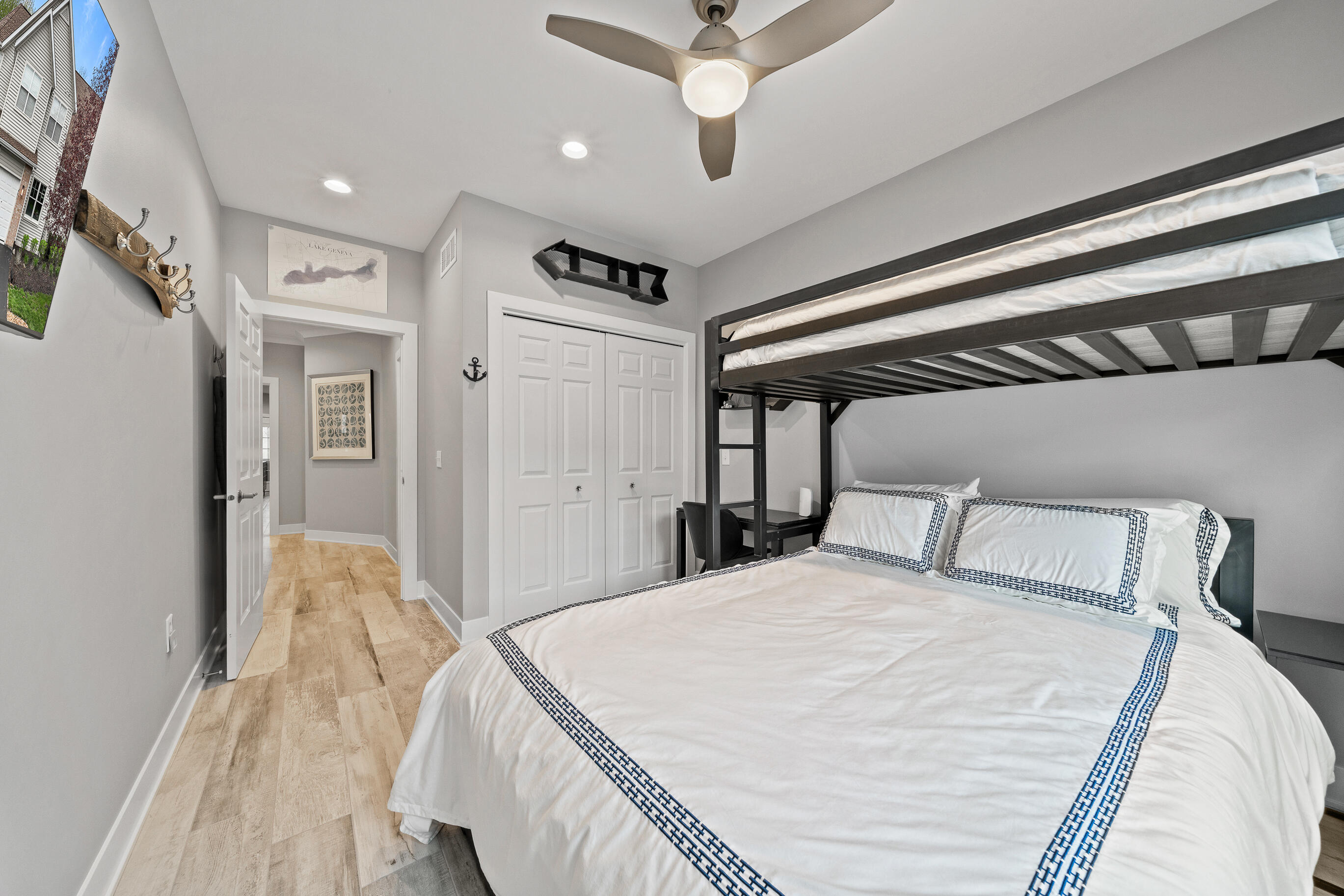 401 Abbey Ridge Ct