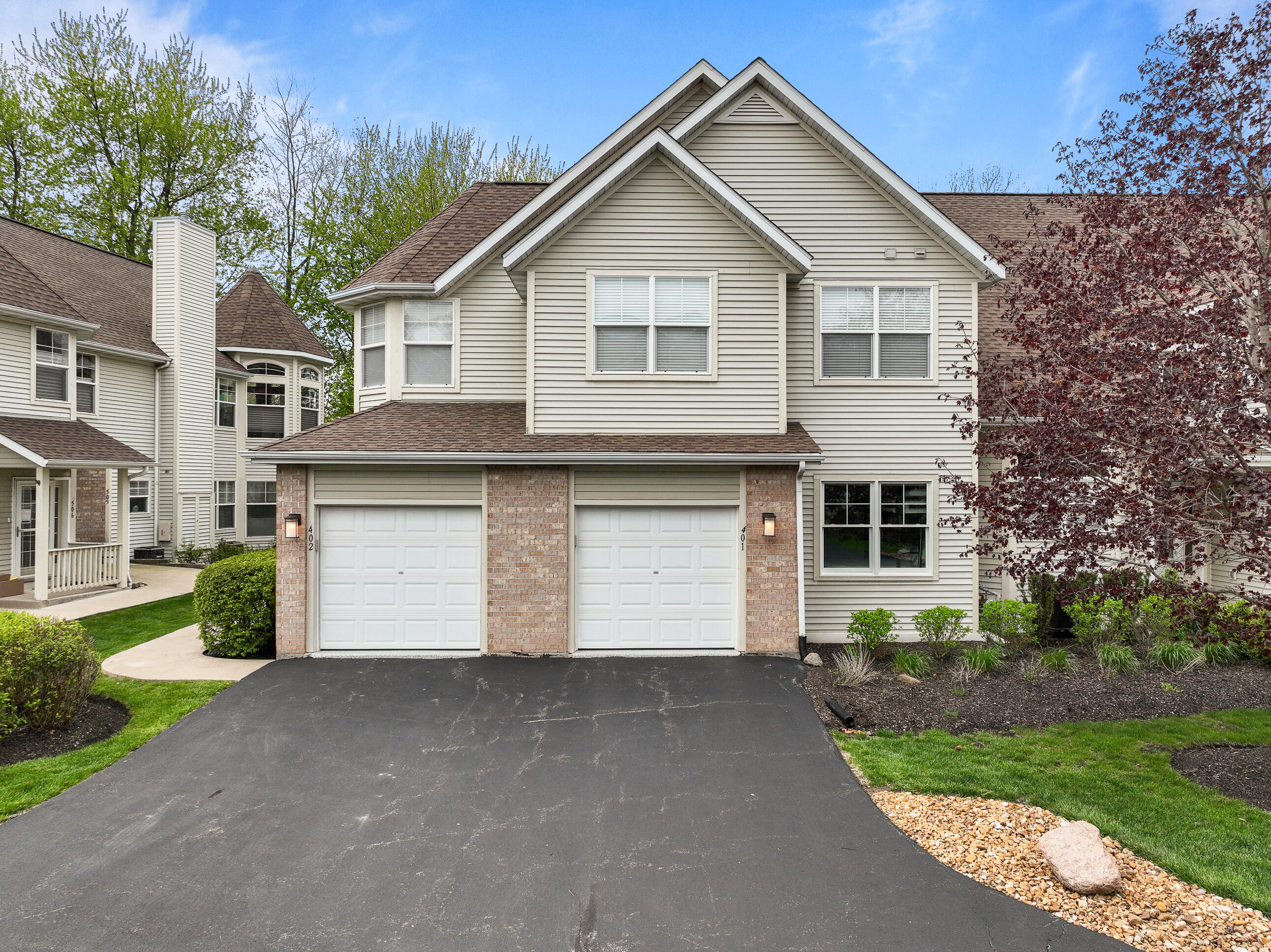 401 Abbey Ridge Ct