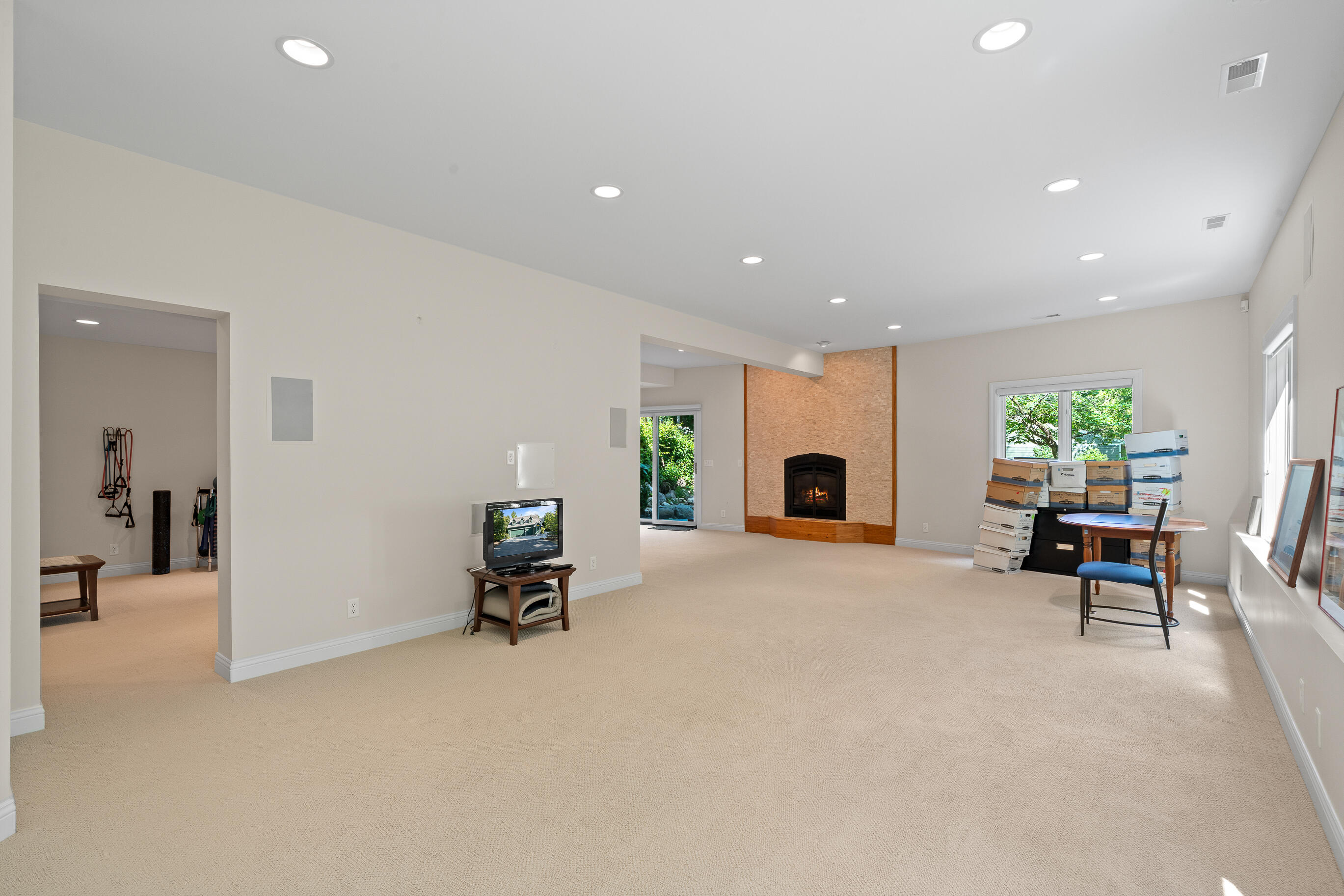 765 Brickley Ct