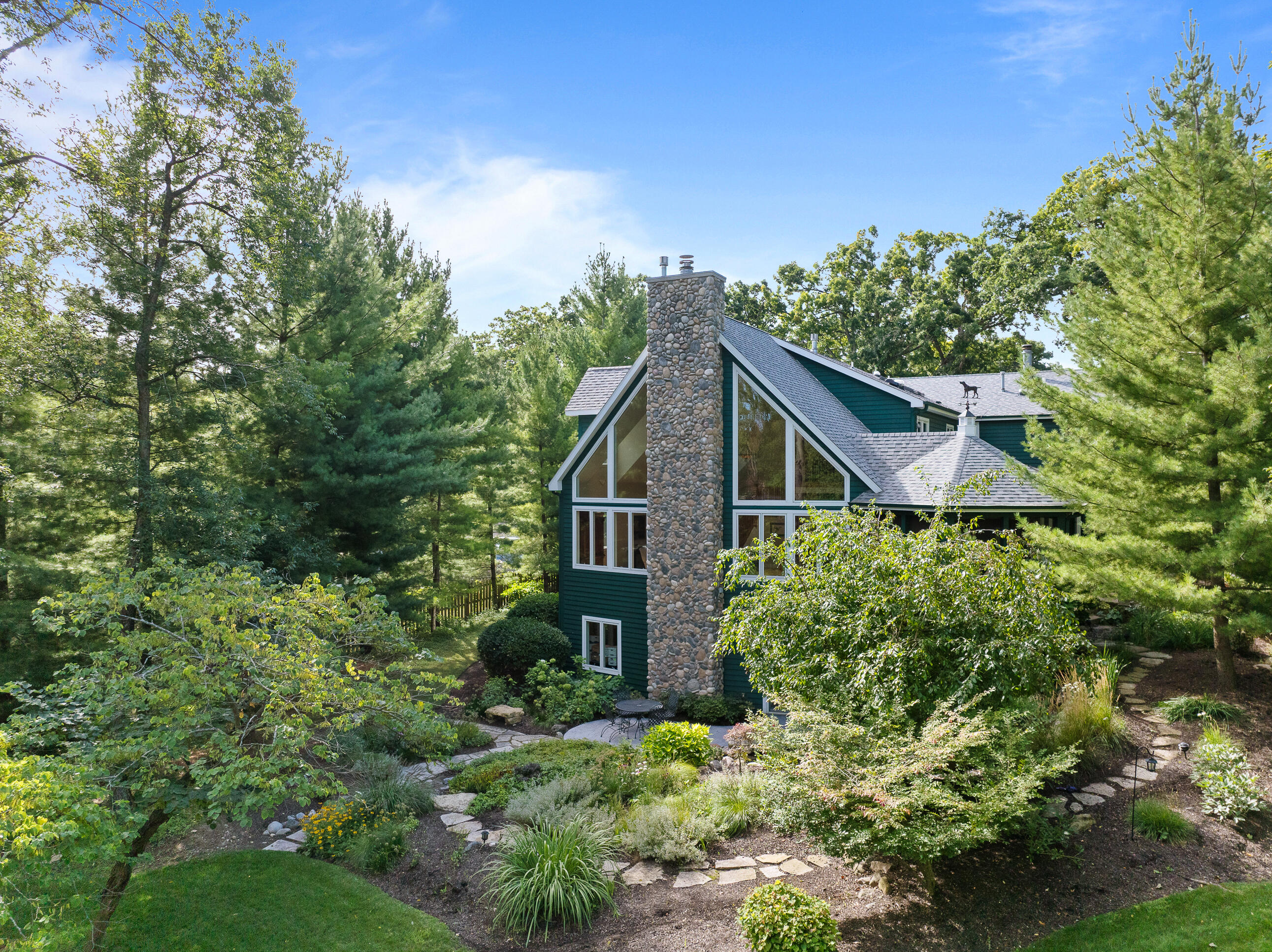 765 Brickley Ct