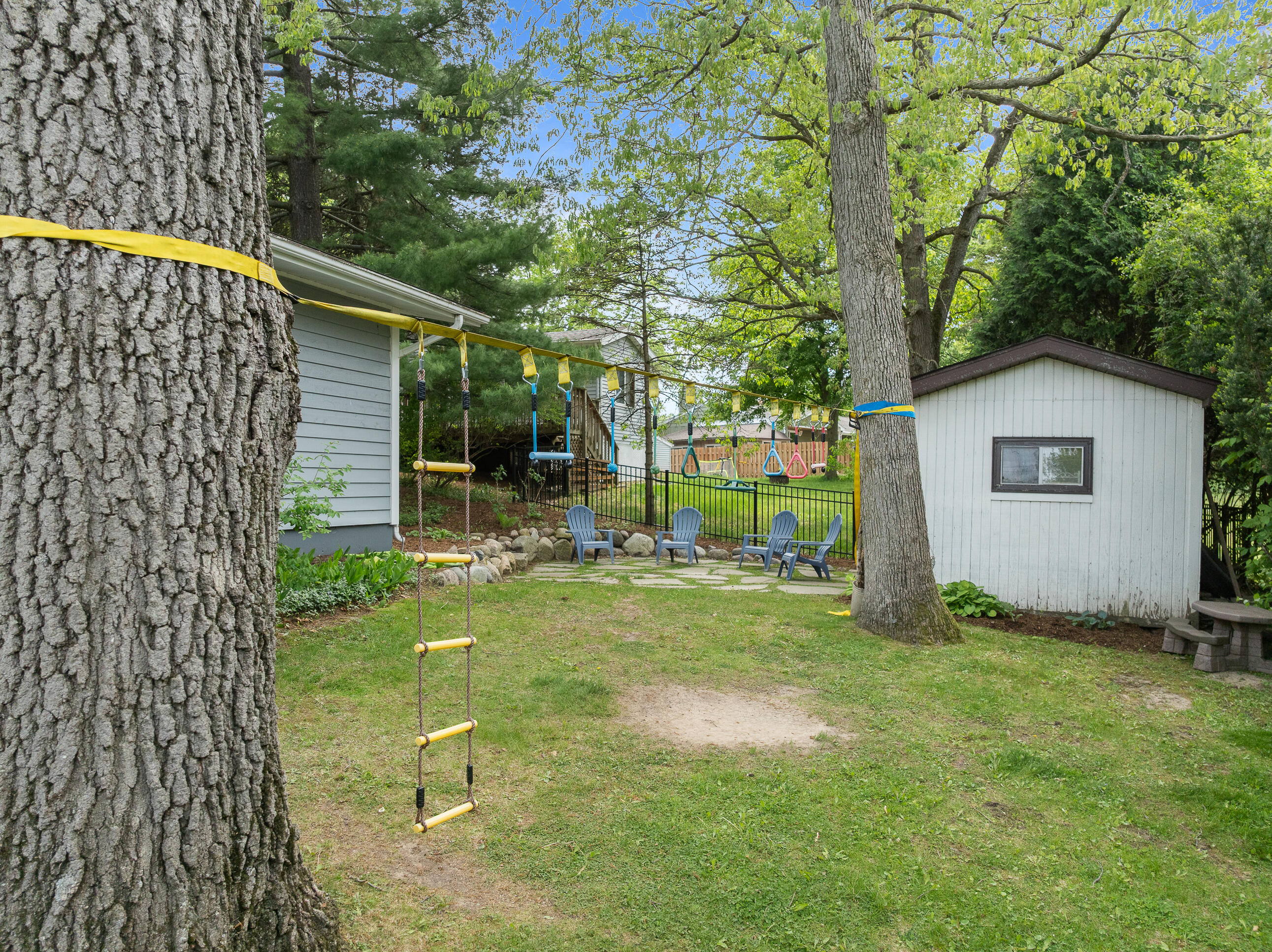 860 Trails End Dr