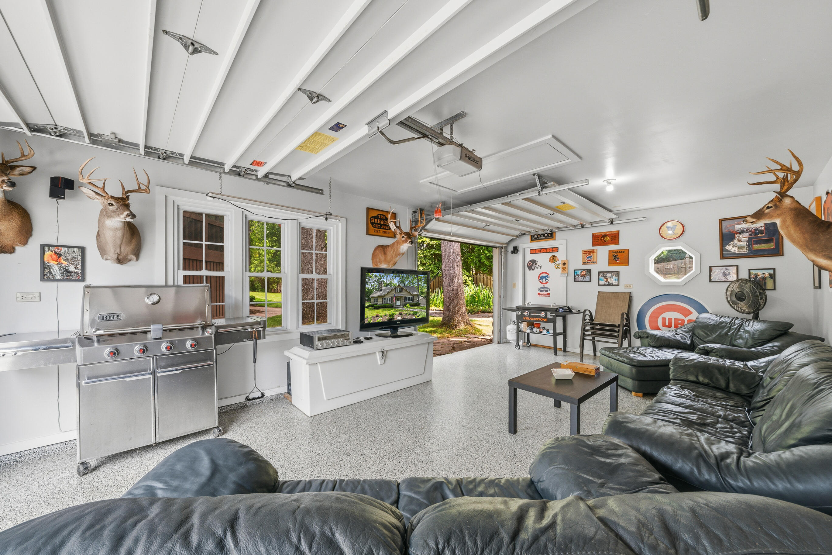 837 Van Slyke Dr