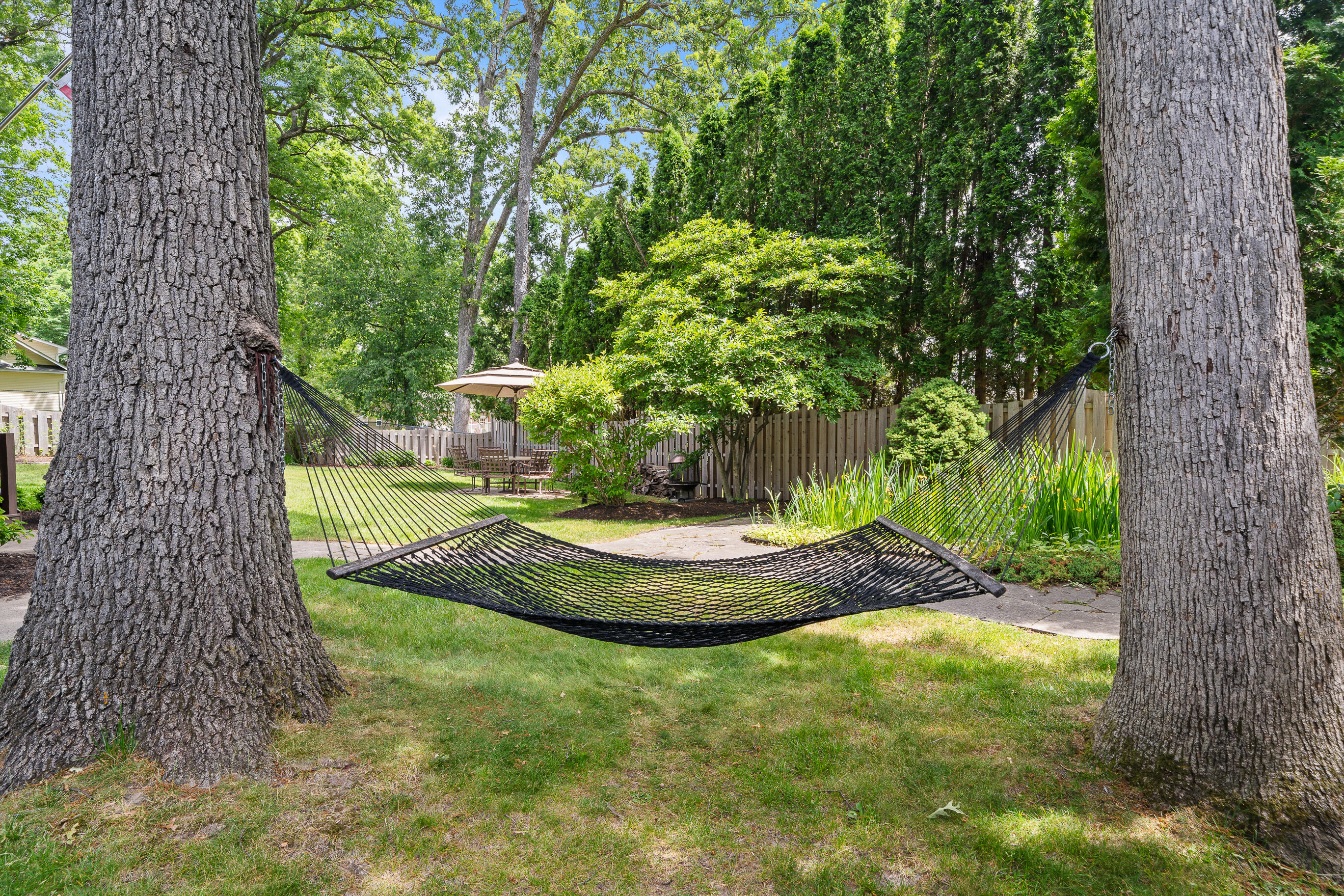 837 Van Slyke Dr