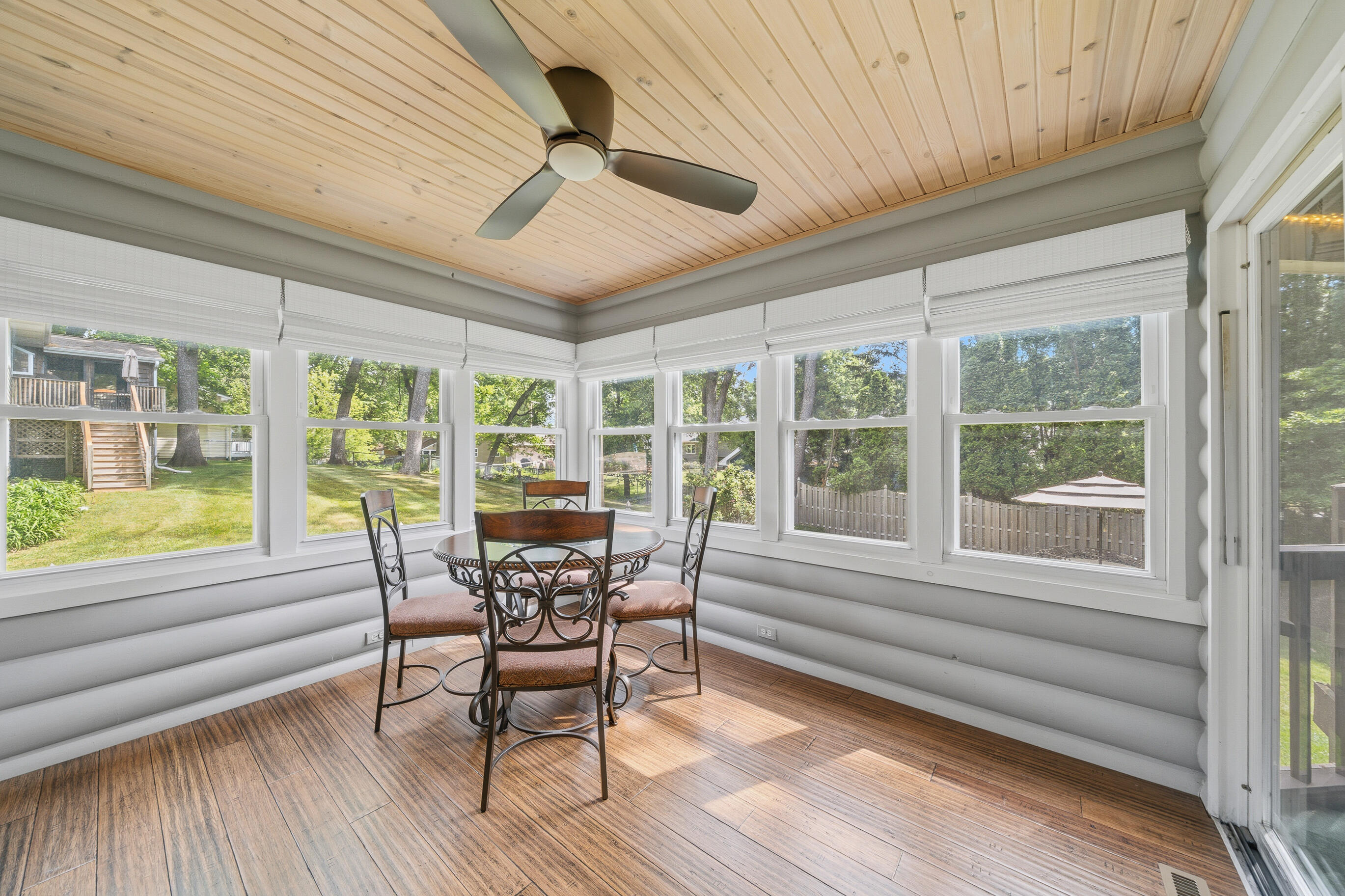 837 Van Slyke Dr
