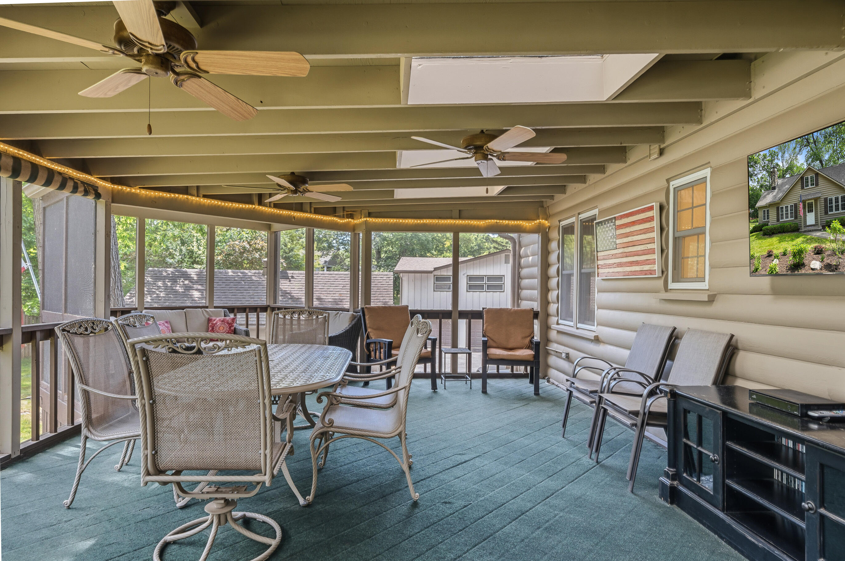 837 Van Slyke Dr
