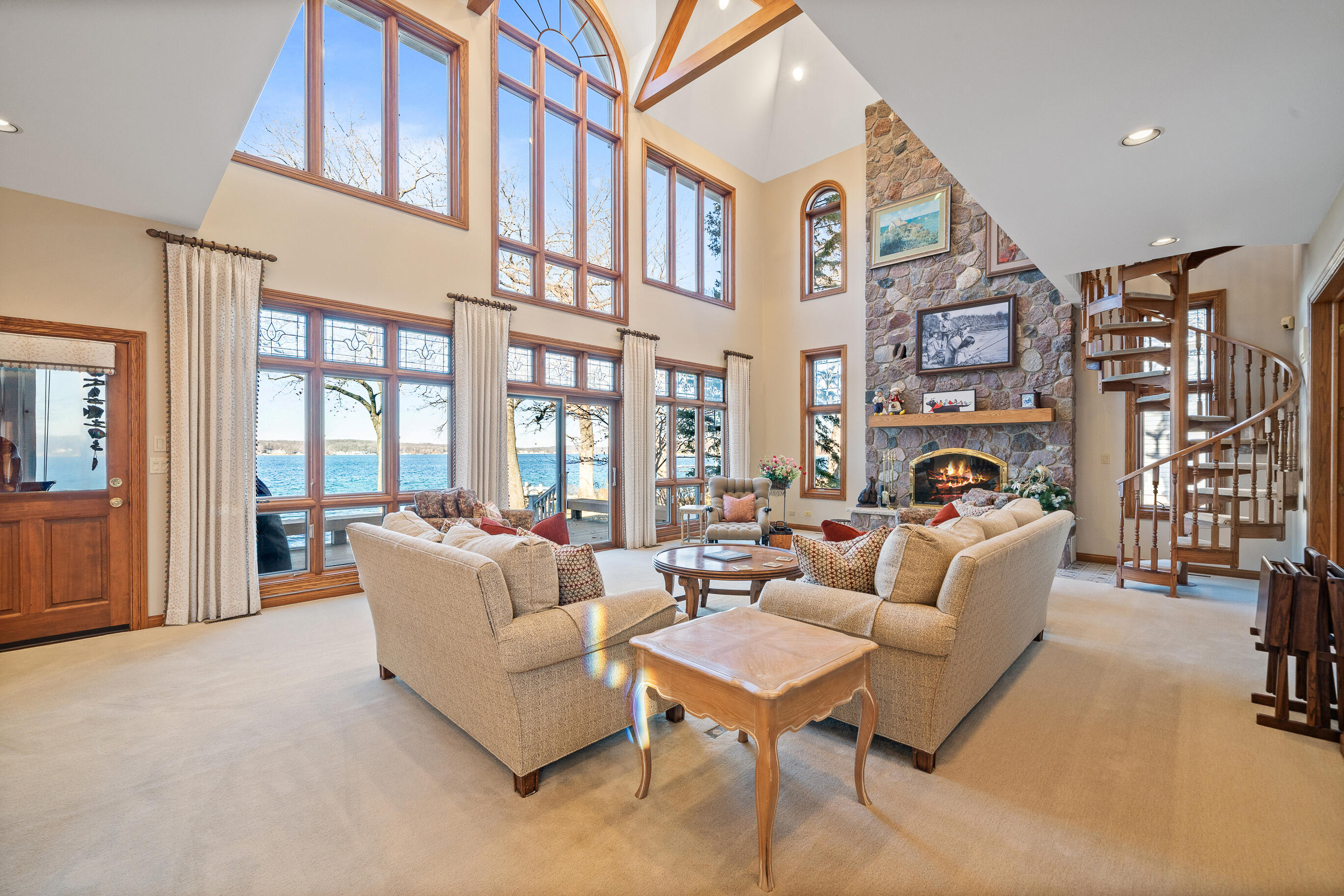 W2908 Walcowis Dr