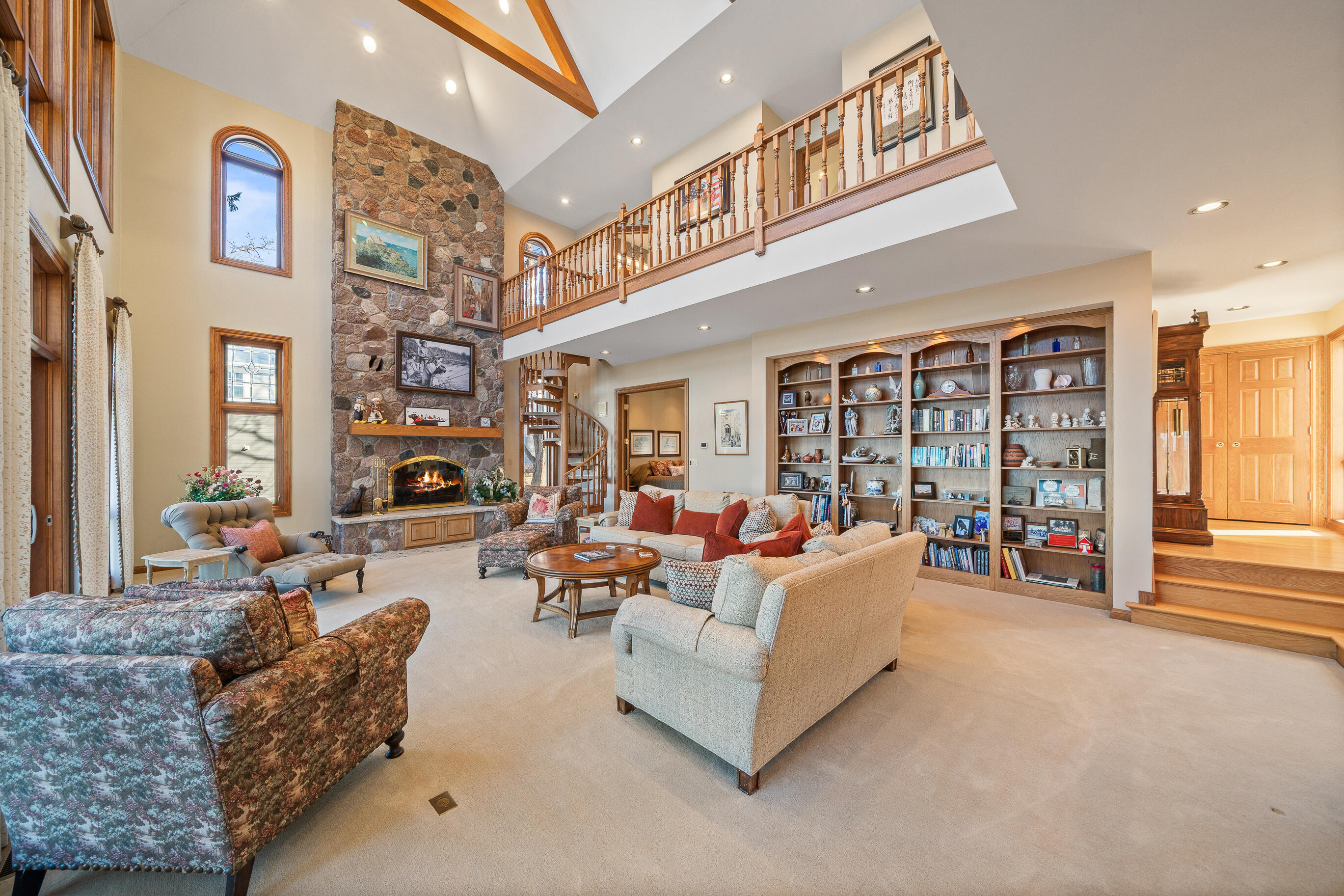 W2908 Walcowis Dr