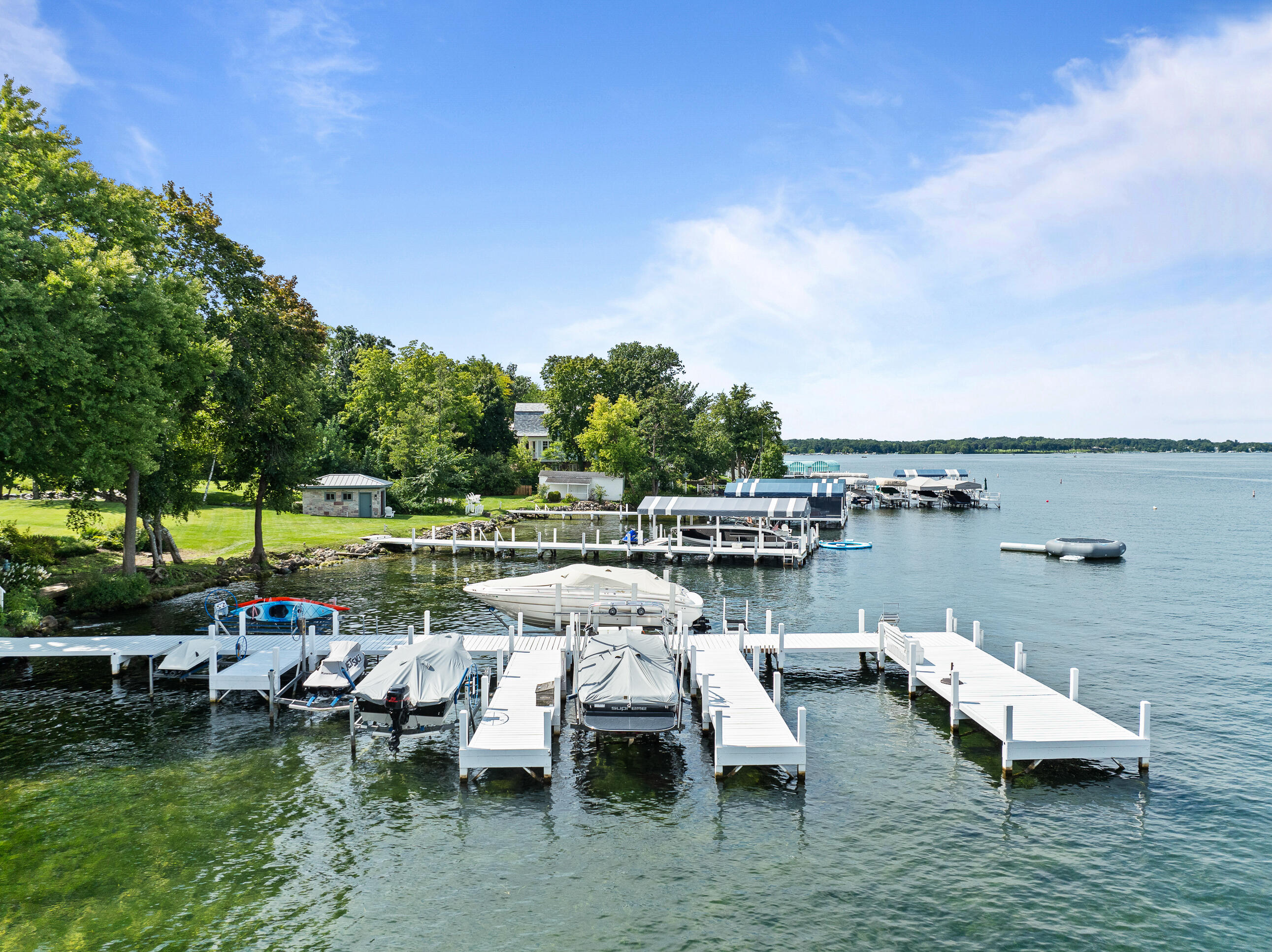 W2908 Walcowis Dr