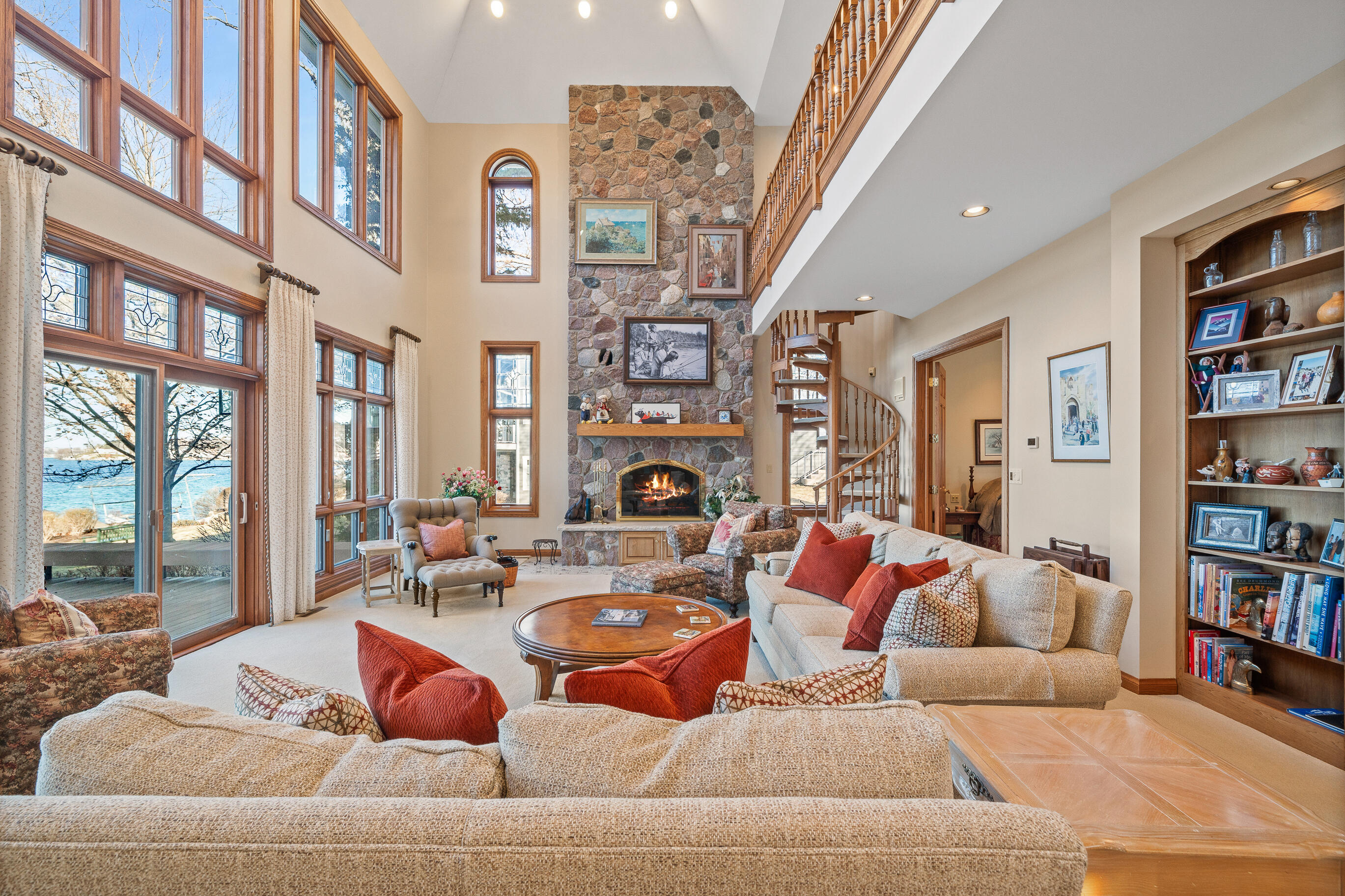 W2908 Walcowis Dr
