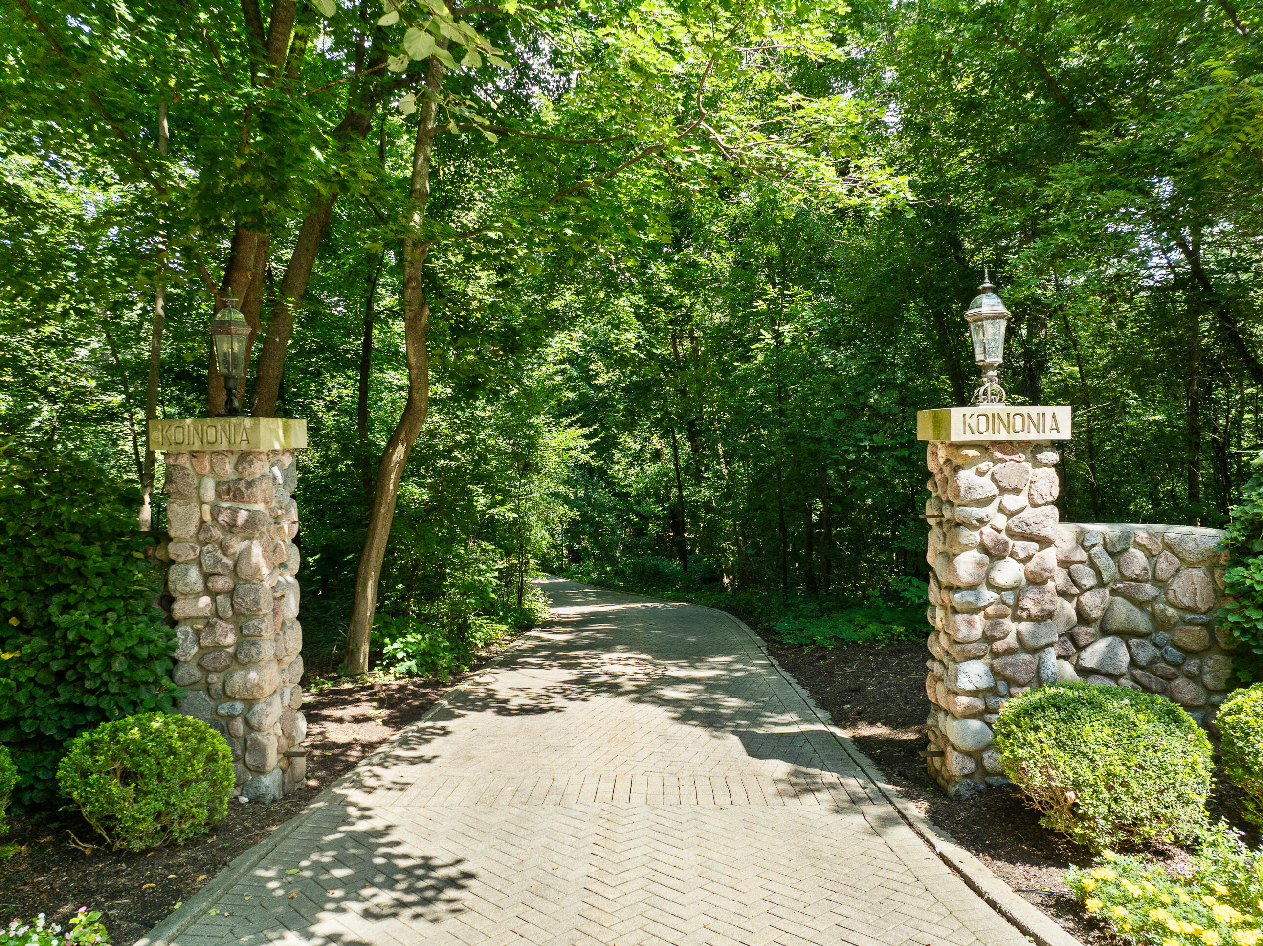 W2908 Walcowis Dr