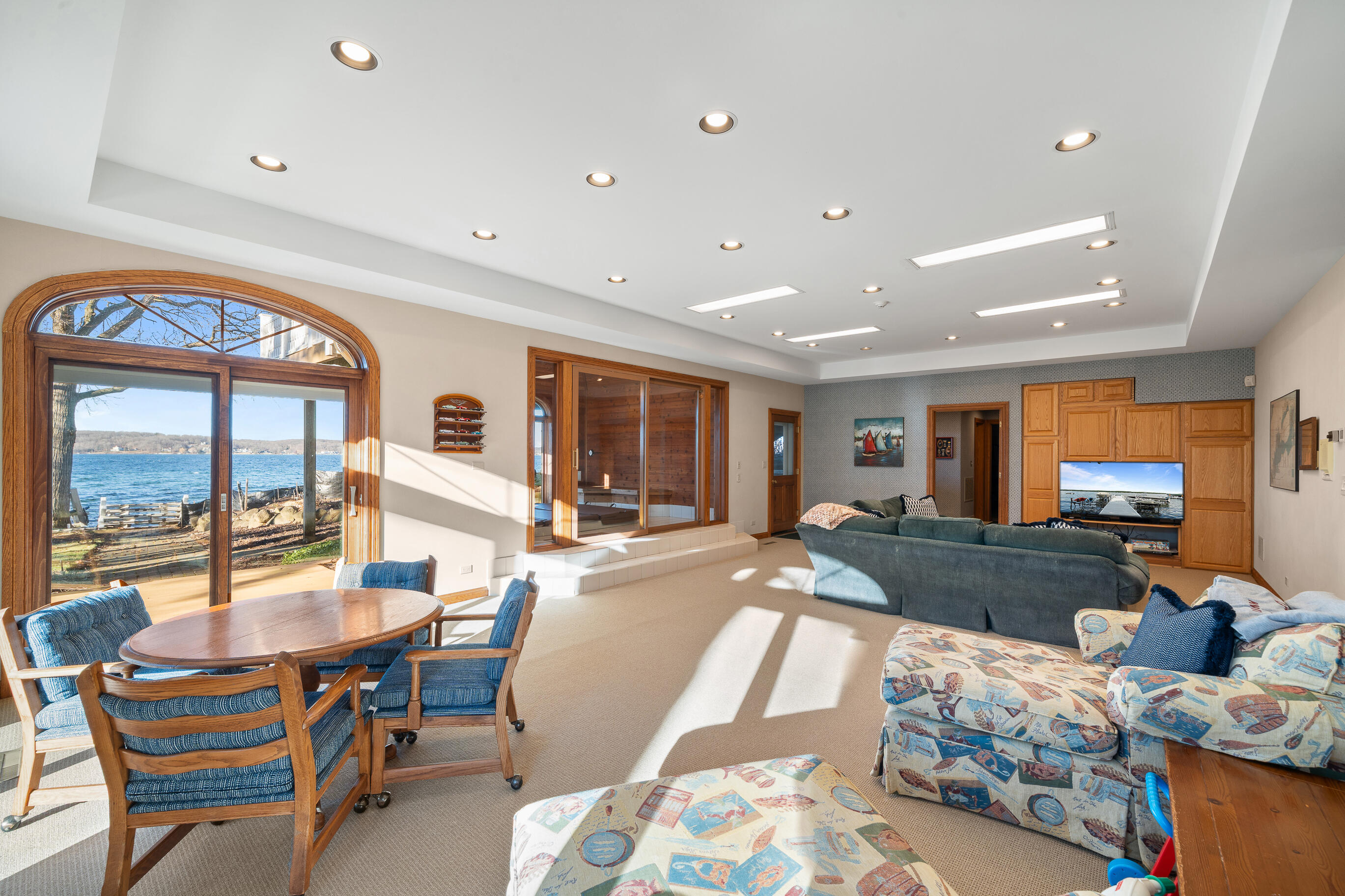 W2908 Walcowis Dr