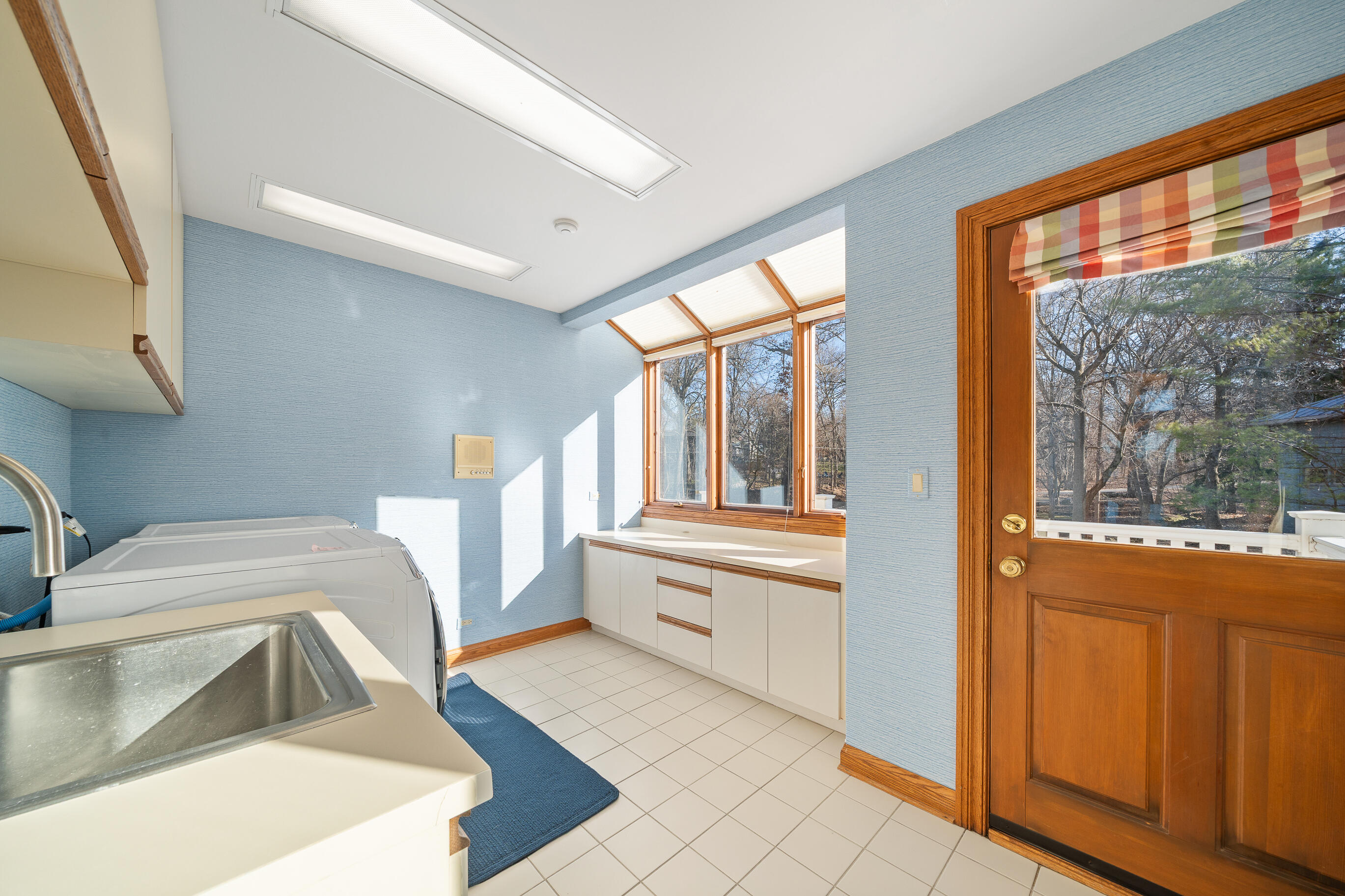 W2908 Walcowis Dr