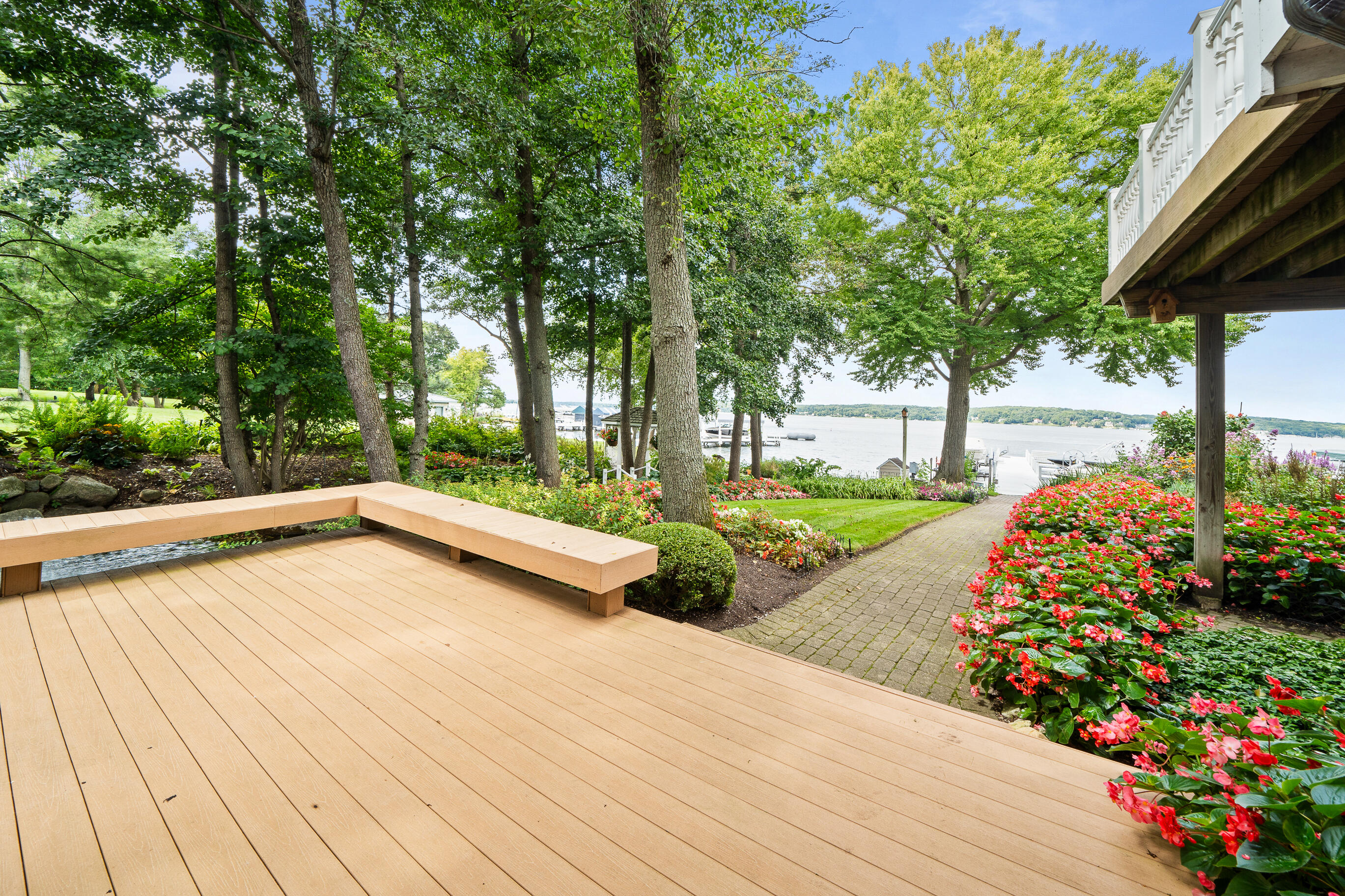 W2908 Walcowis Dr