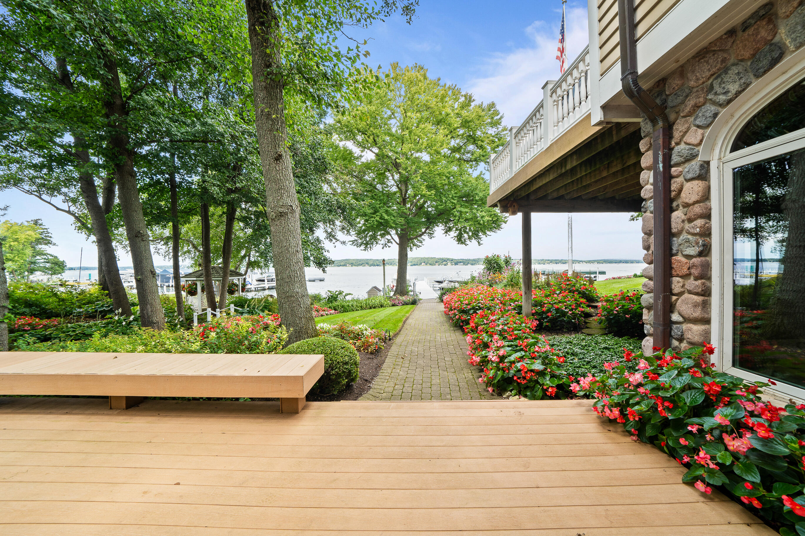 W2908 Walcowis Dr