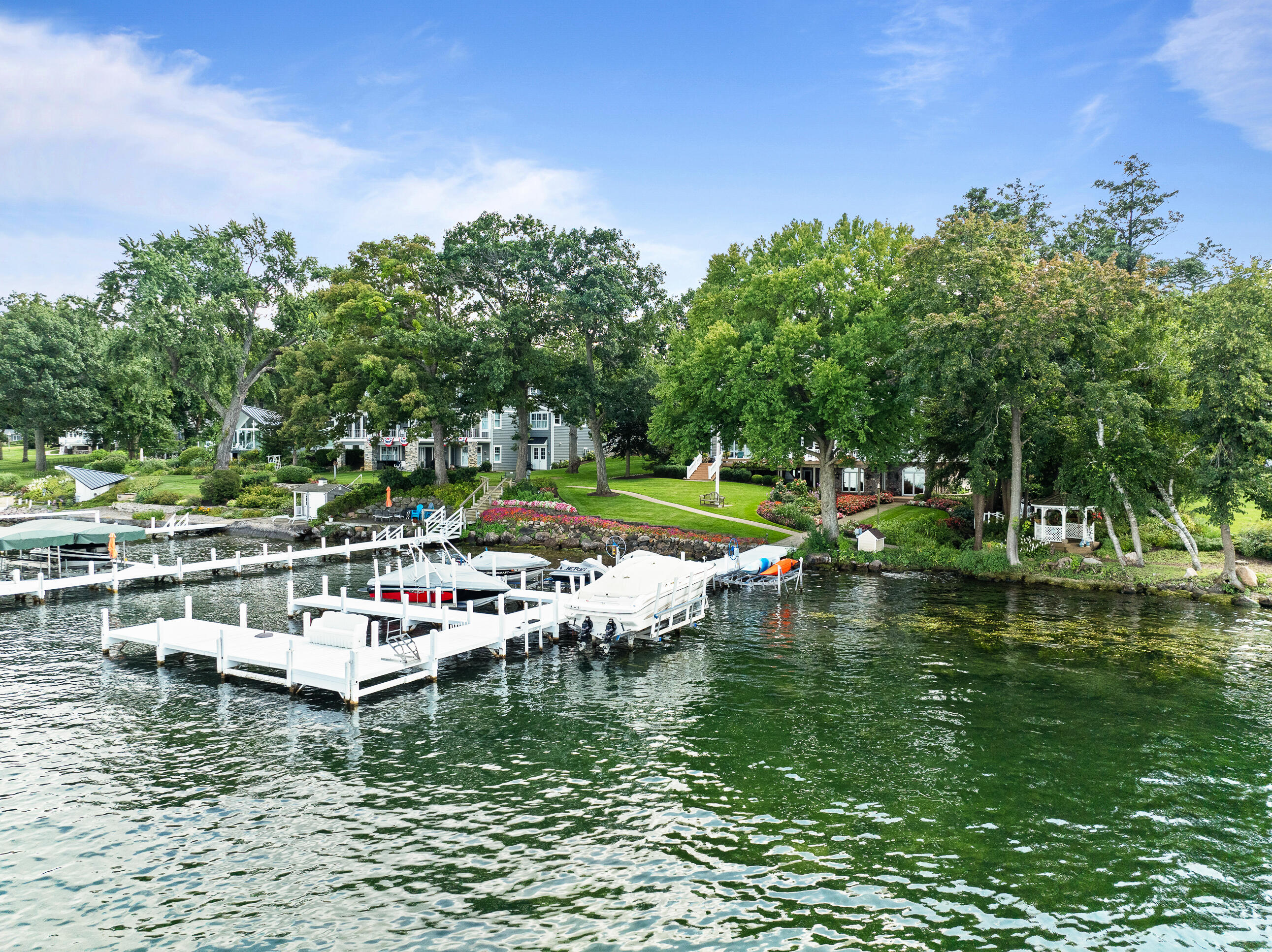 W2908 Walcowis Dr