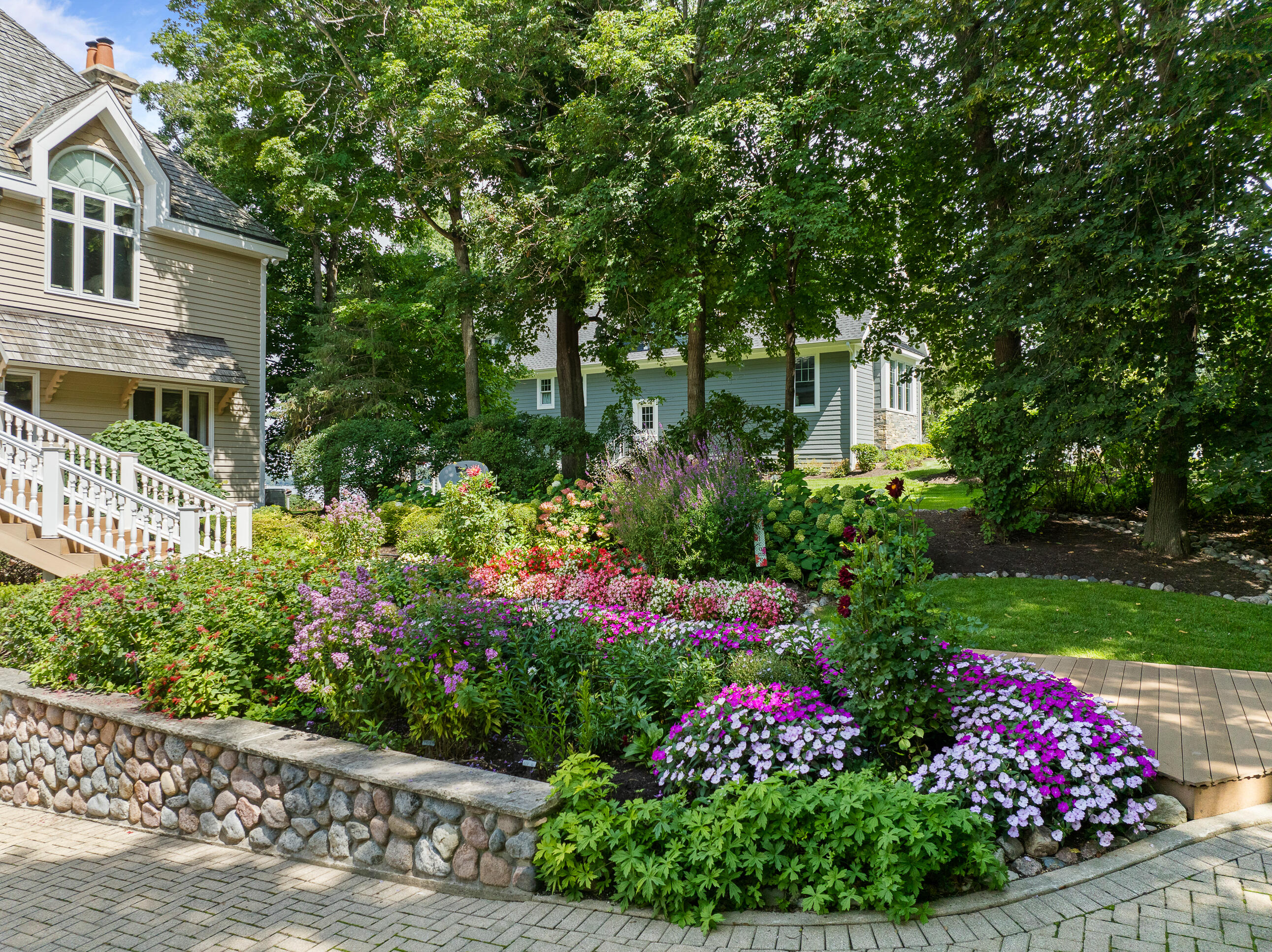 W2908 Walcowis Dr