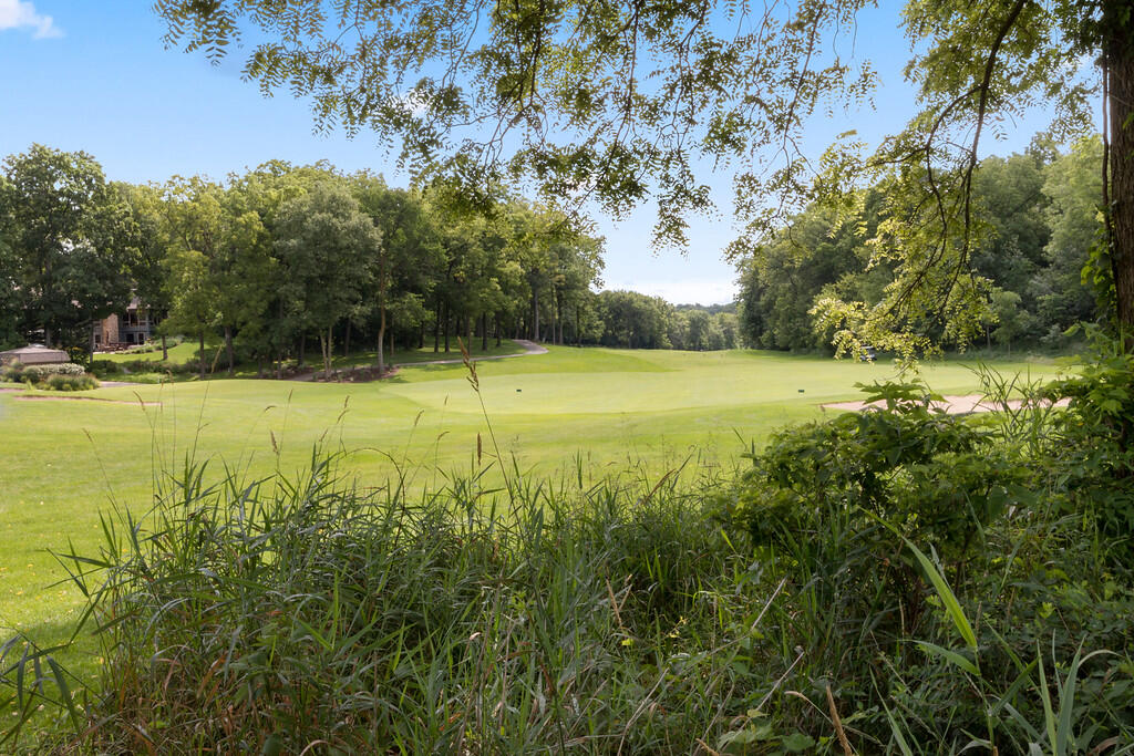 1076 Lakeland Way, 9-55