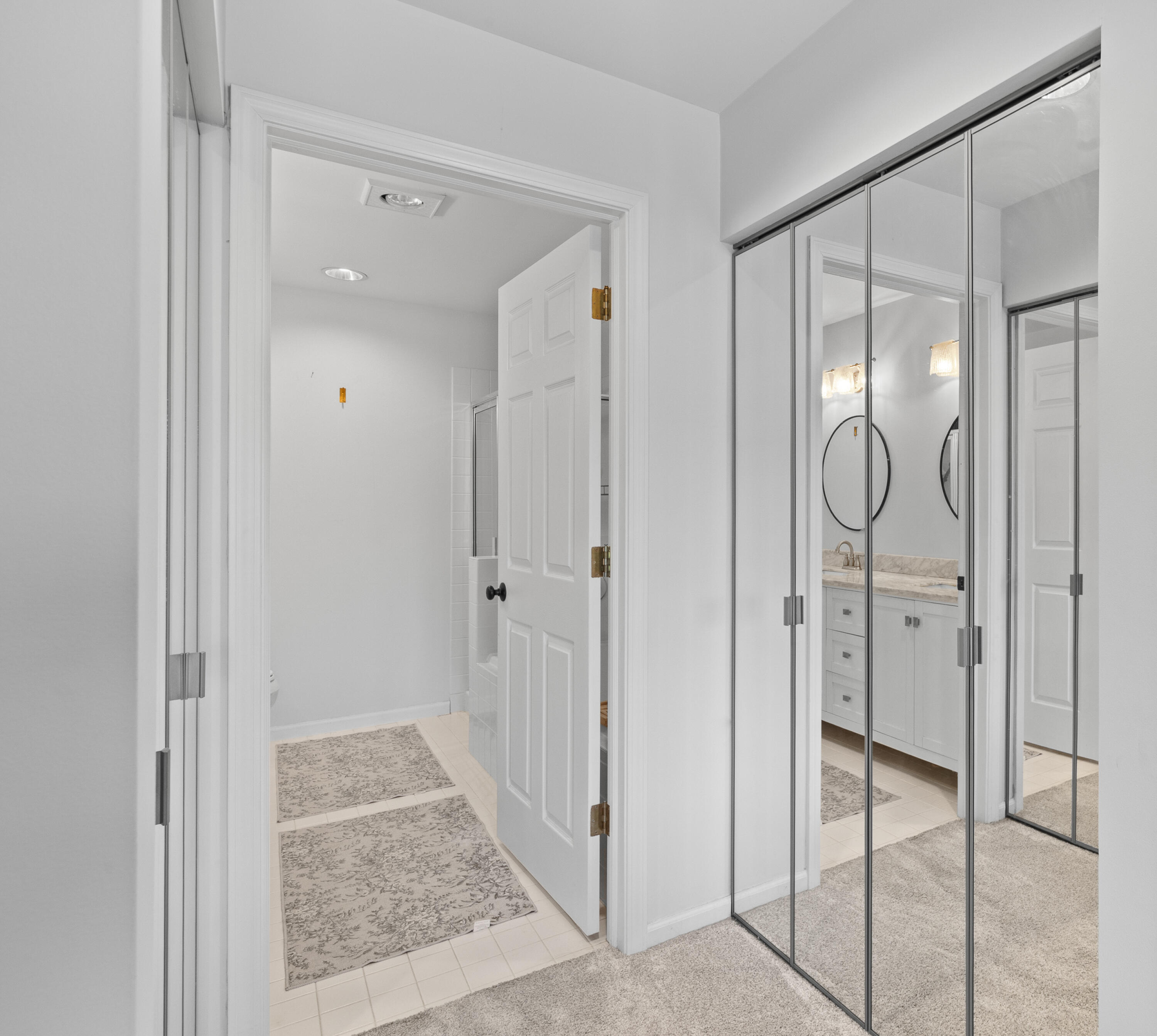 1076 Lakeland Way, 9-55