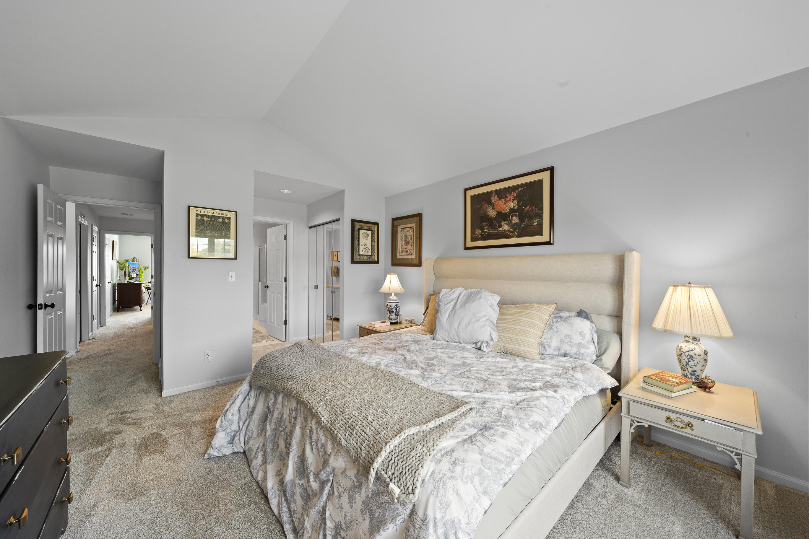 1076 Lakeland Way, 9-55