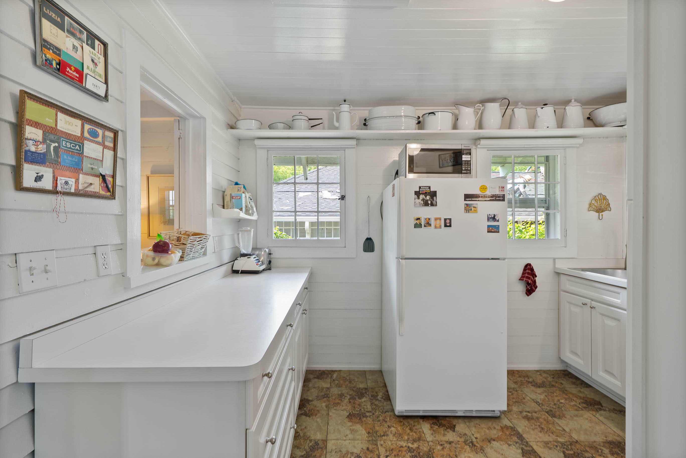 163 N Lakeshore Dr