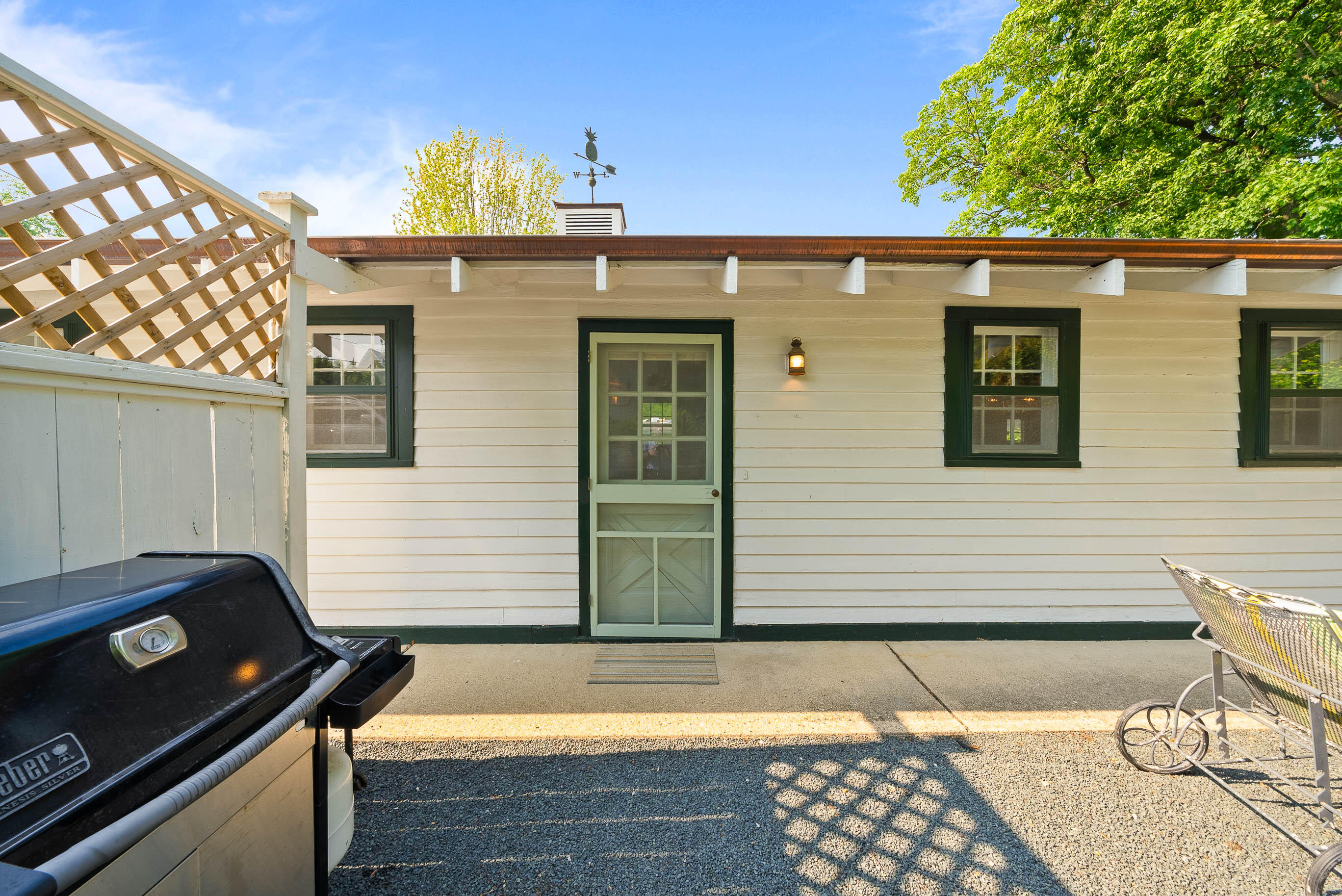 163 N Lakeshore Dr