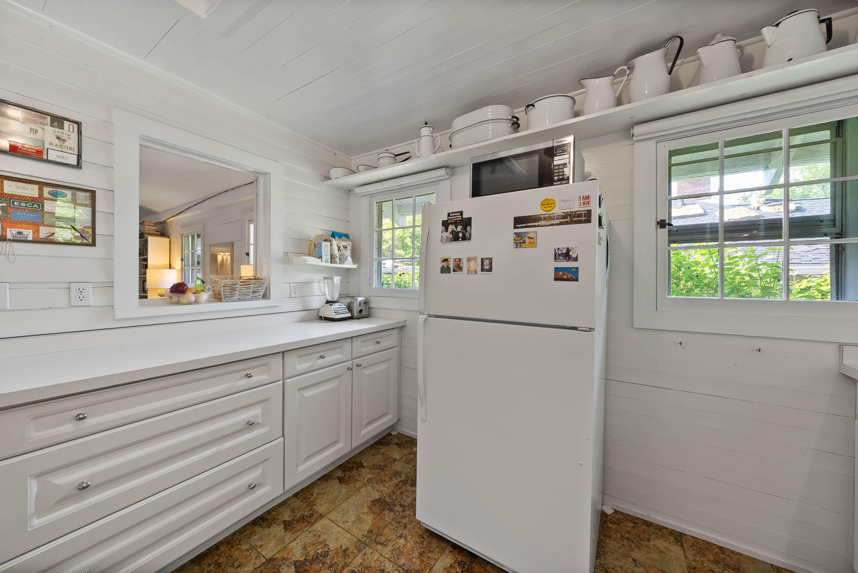 163 N Lakeshore Dr