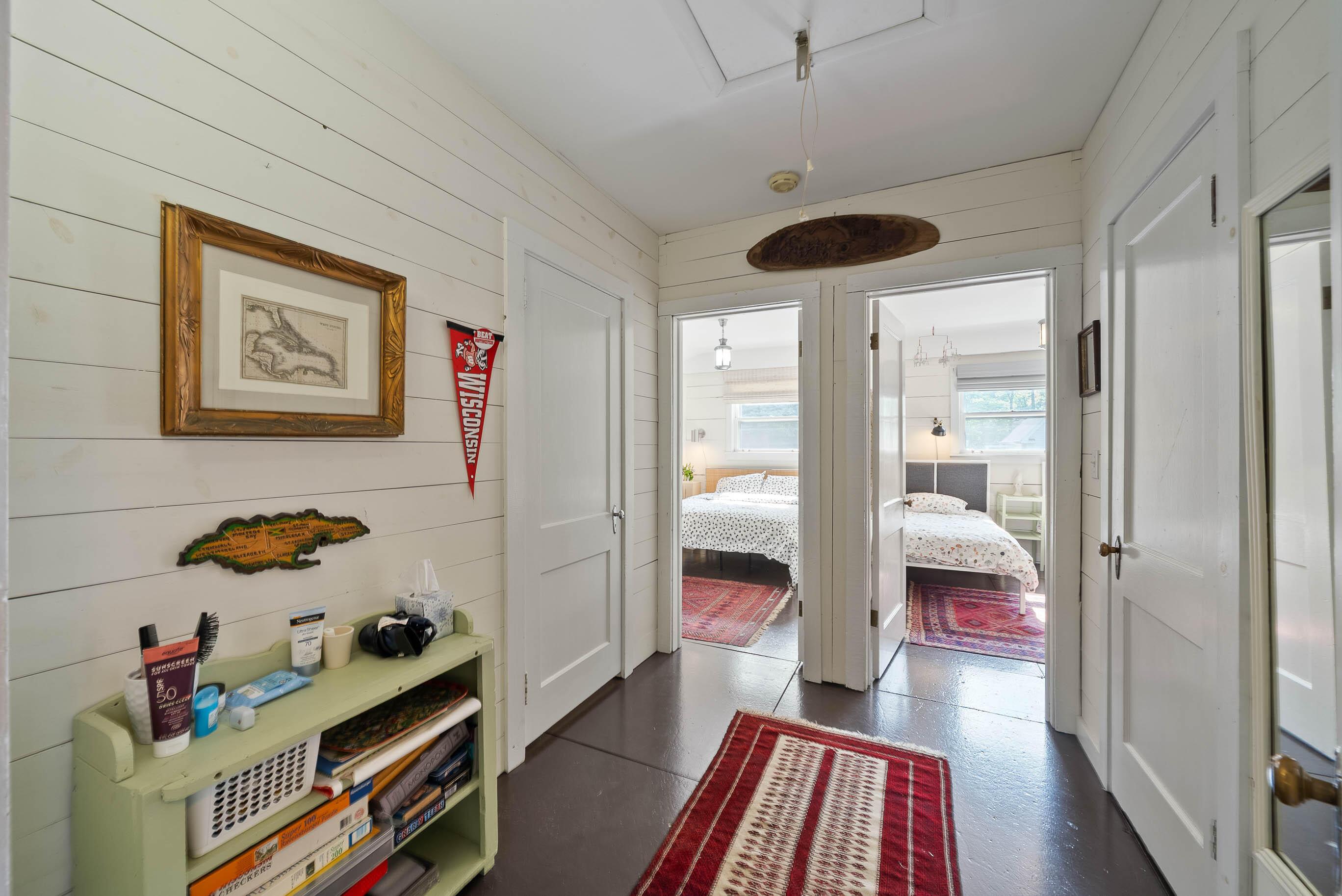 163 N Lakeshore Dr