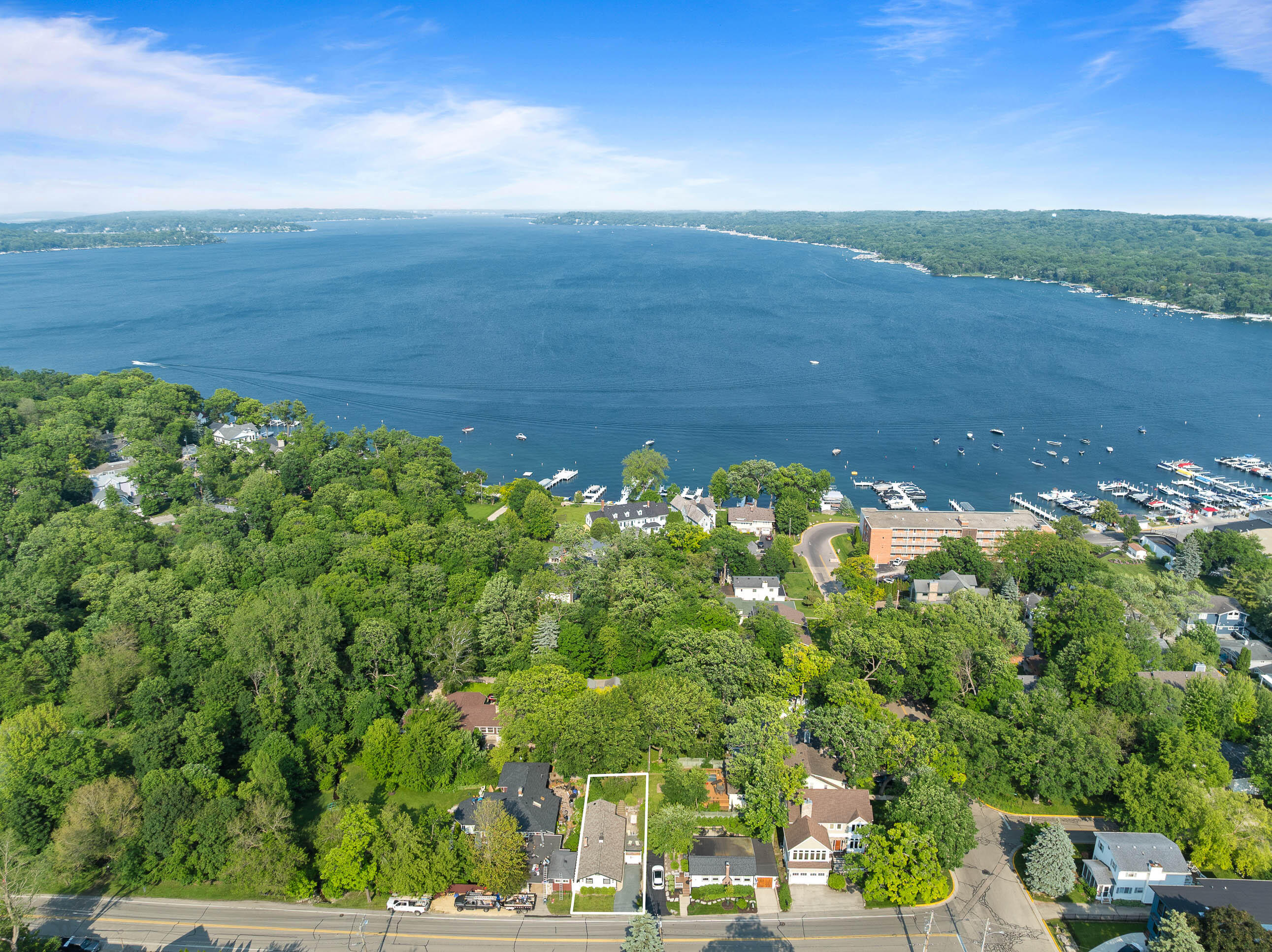 163 N Lakeshore Dr