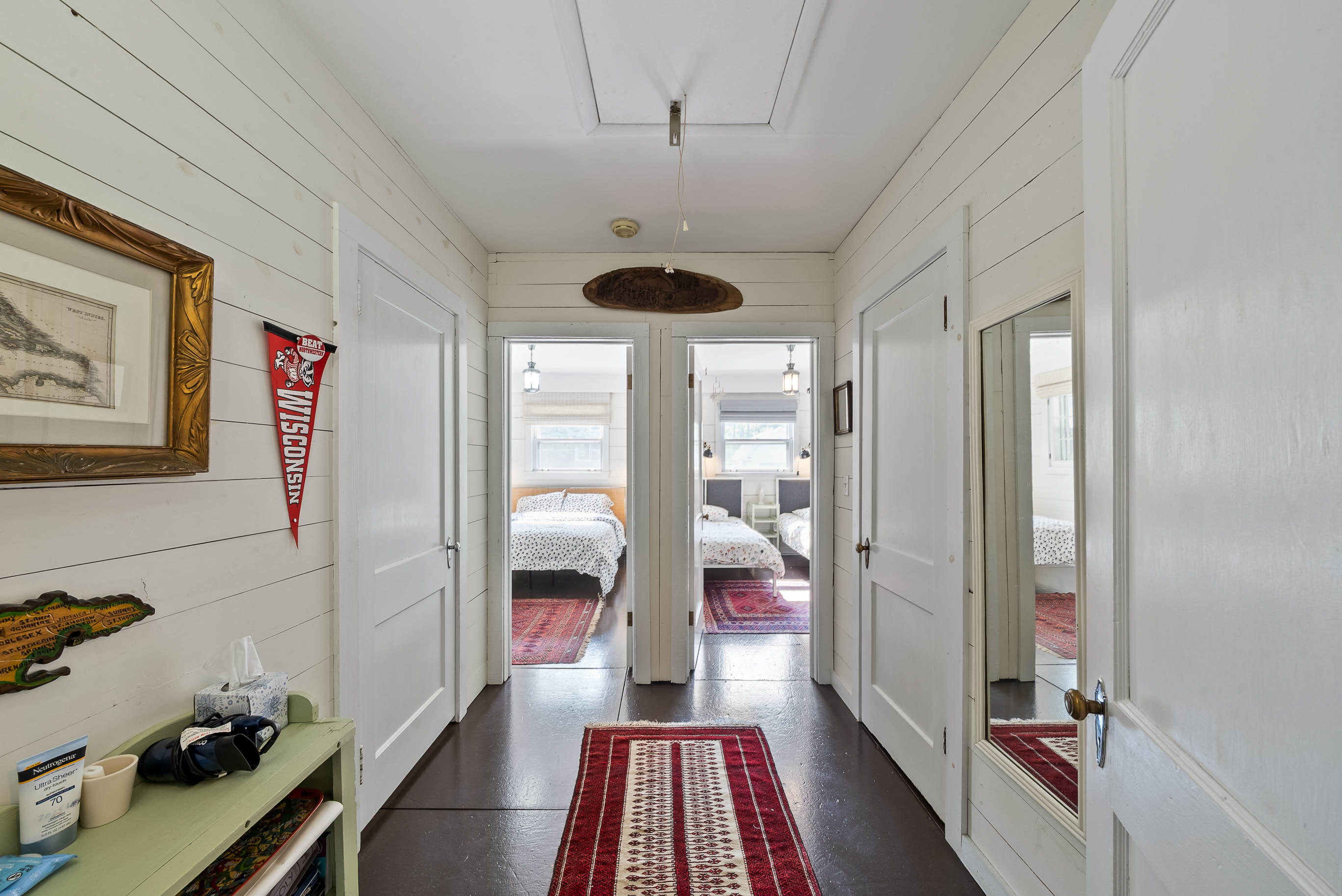 163 N Lakeshore Dr