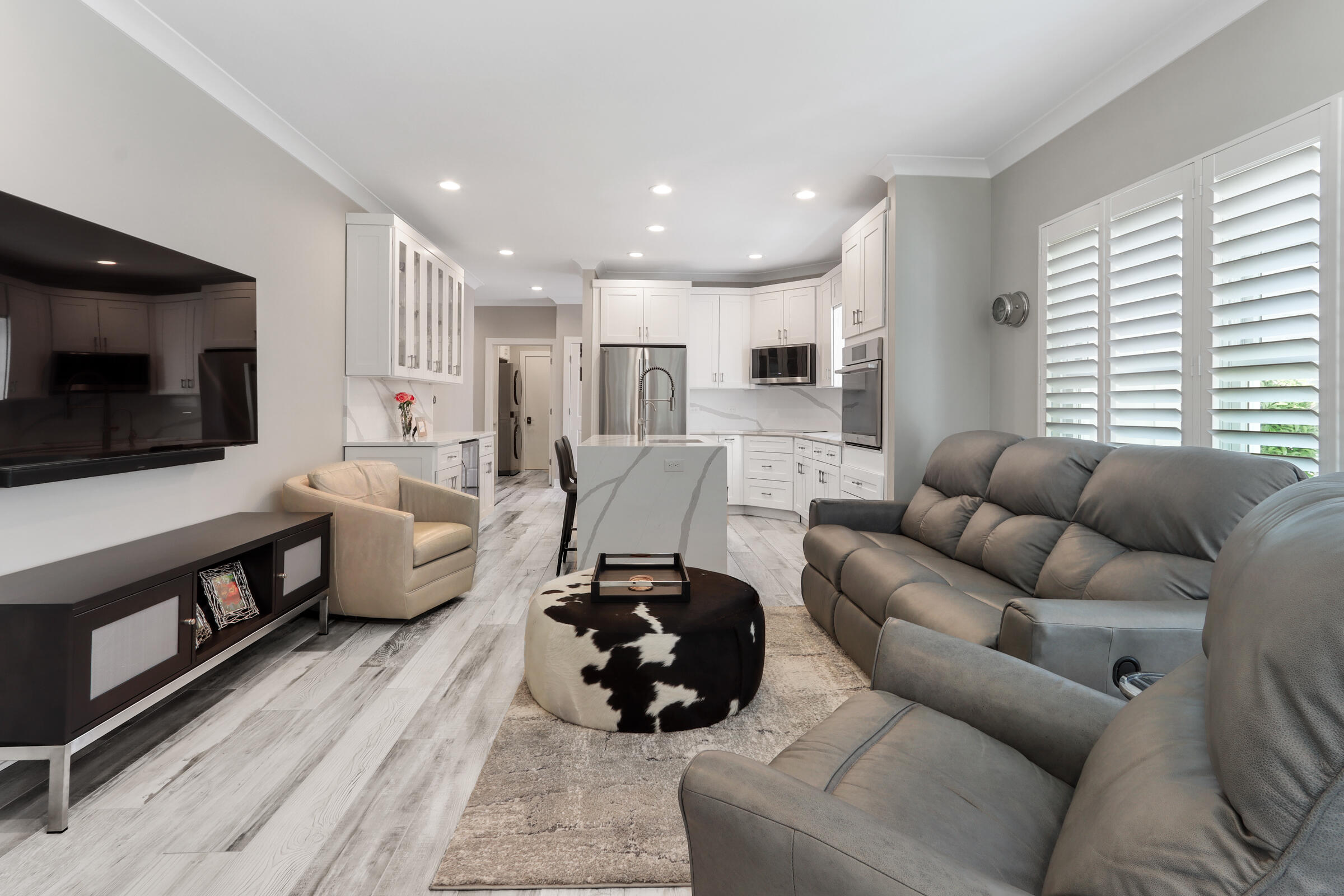 401 Abbey Ridge Ct