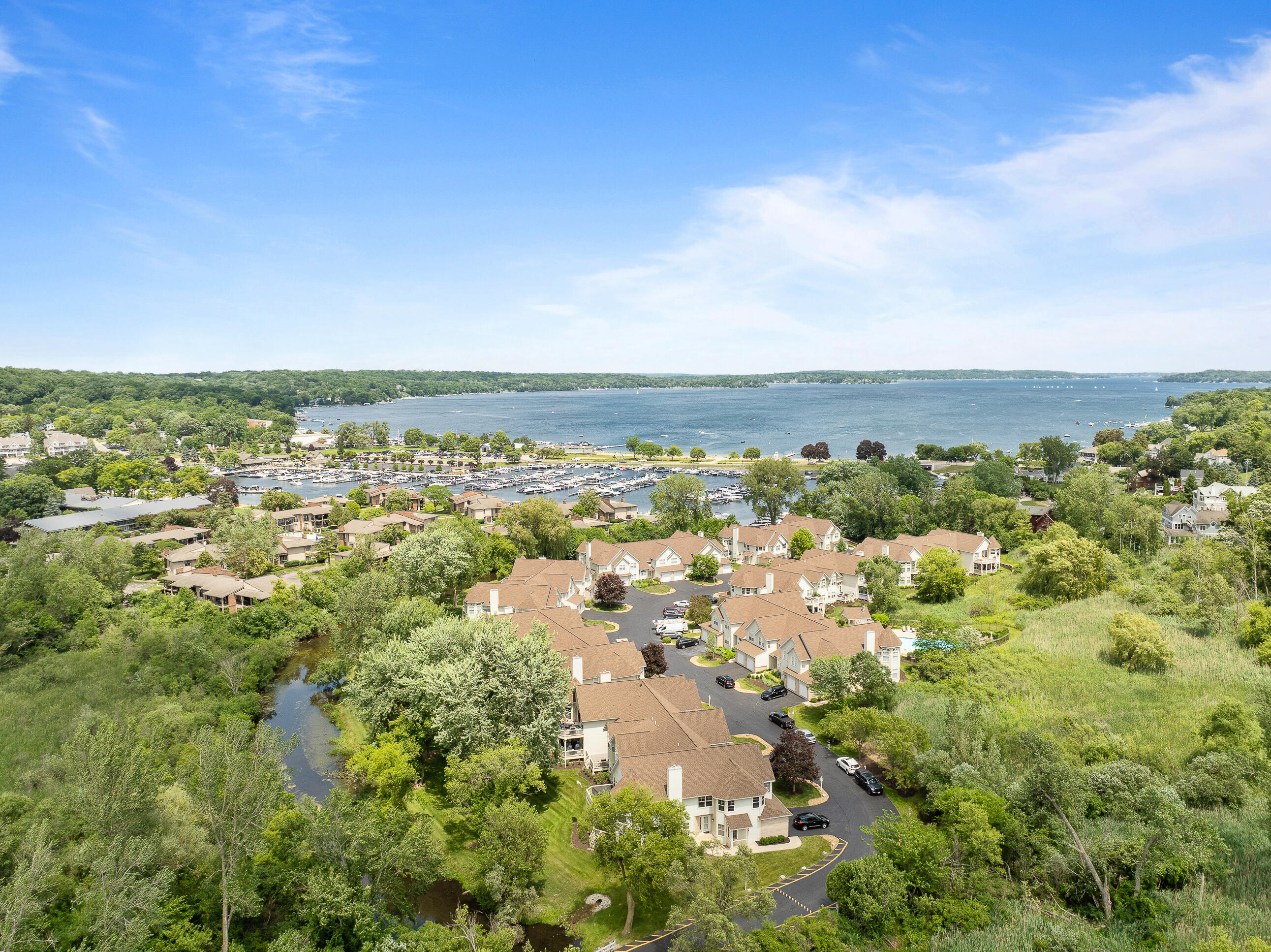 401 Abbey Ridge Ct