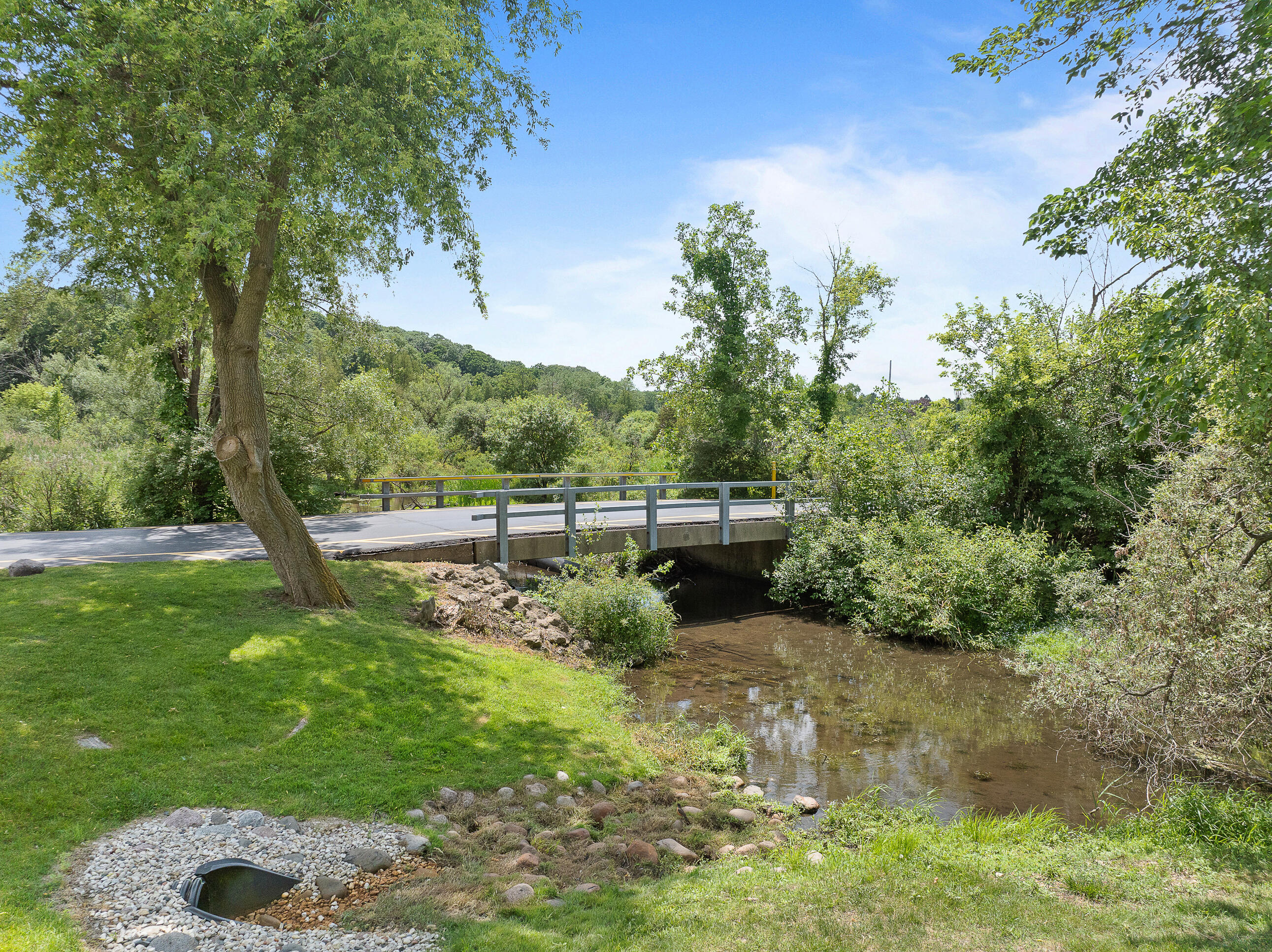 401 Abbey Ridge Ct